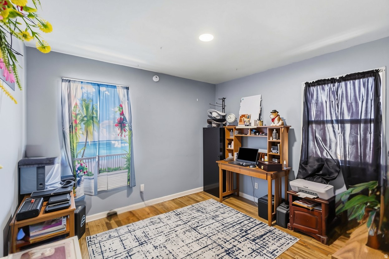 main property photo 13