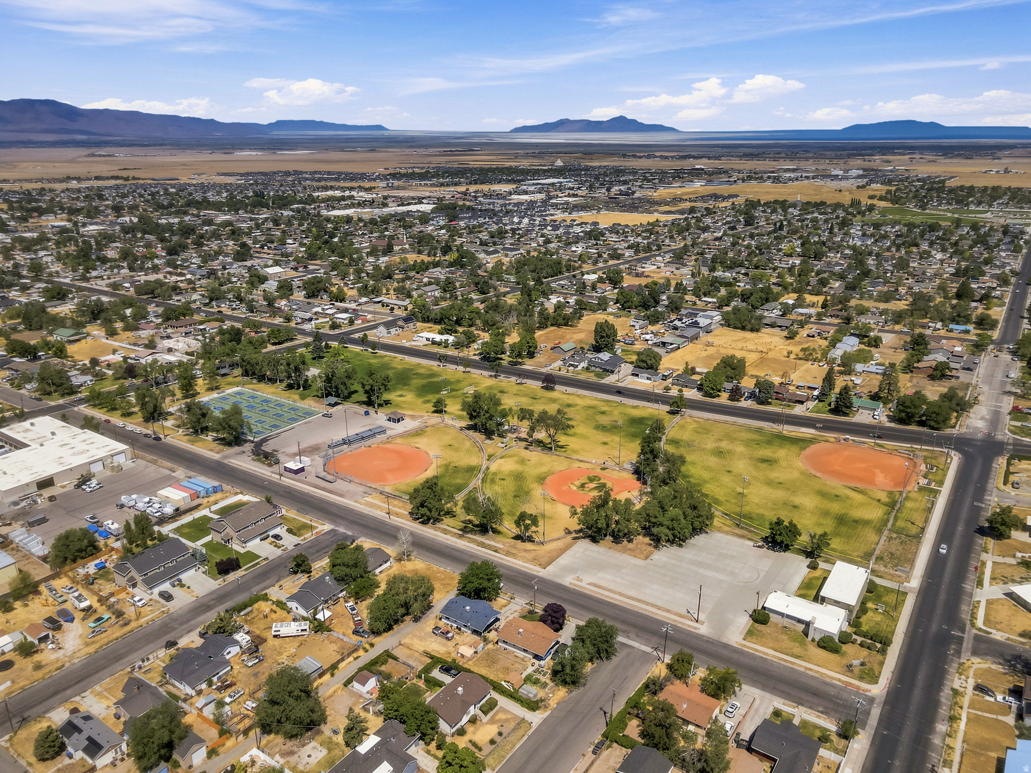 main property photo 18