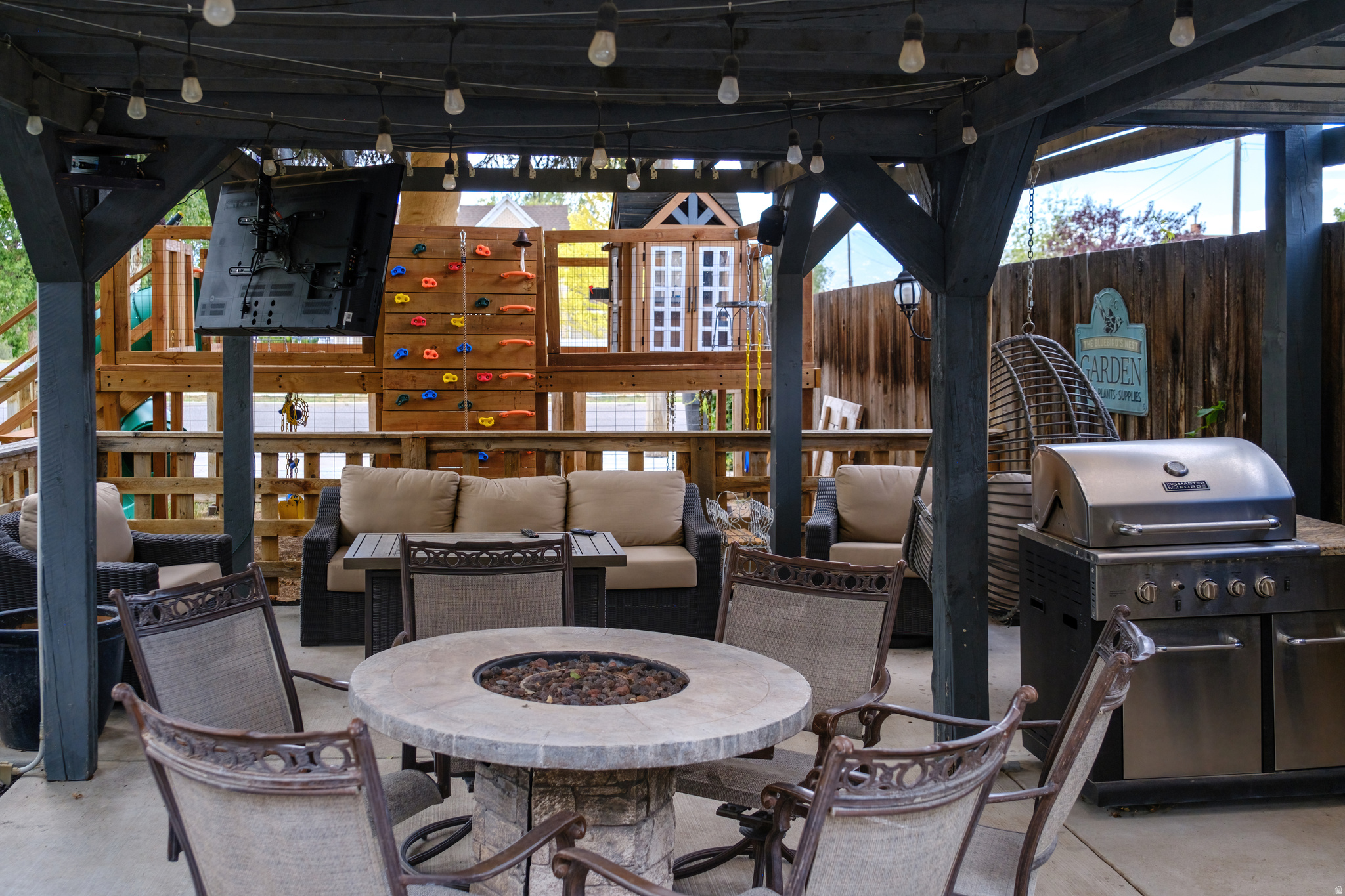 main property photo 63