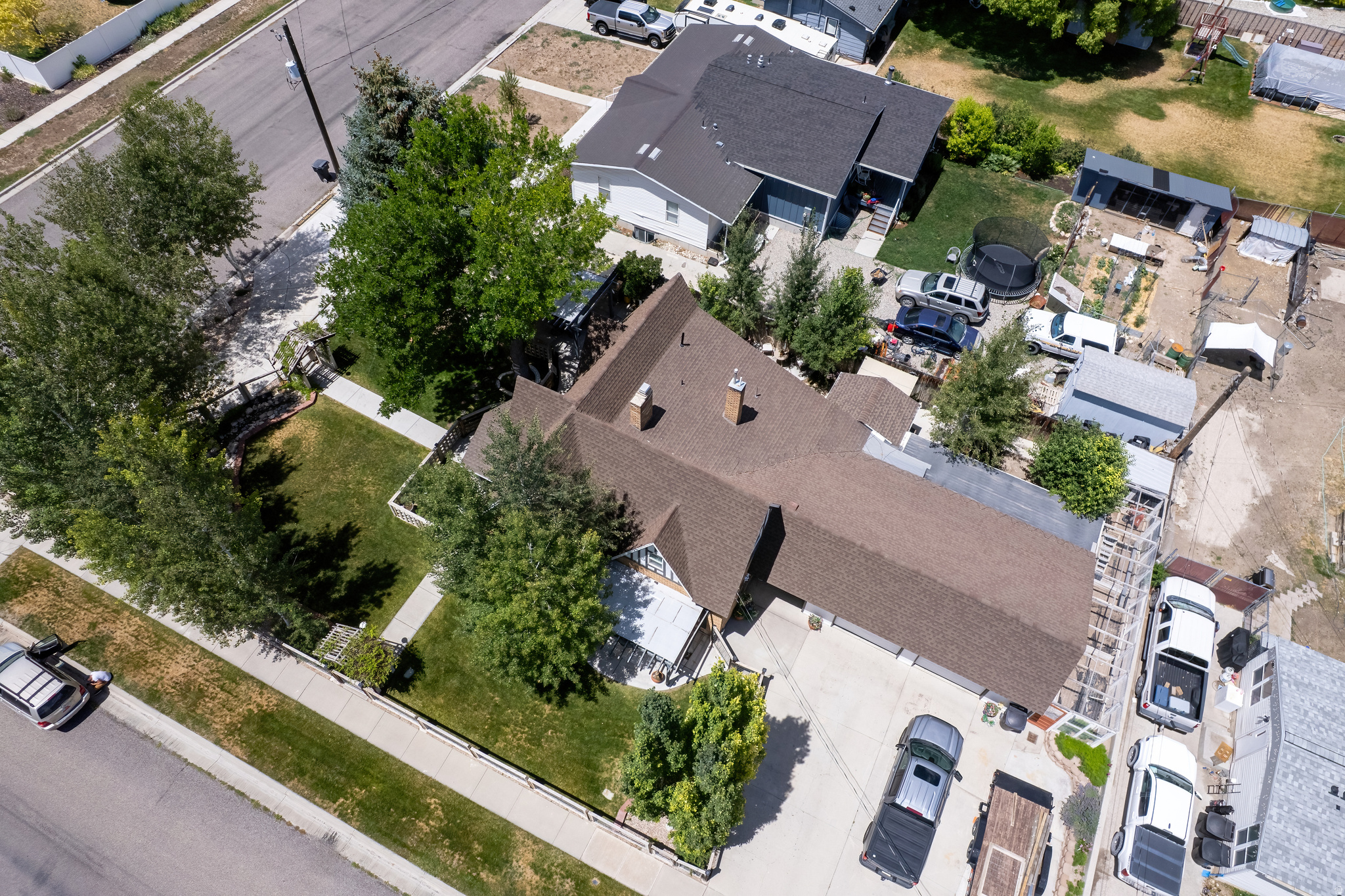 main property photo 75