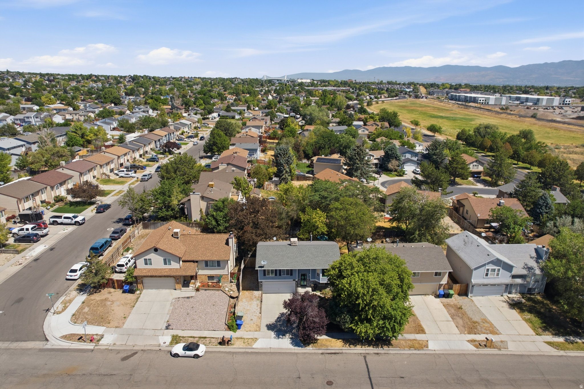 main property photo 50