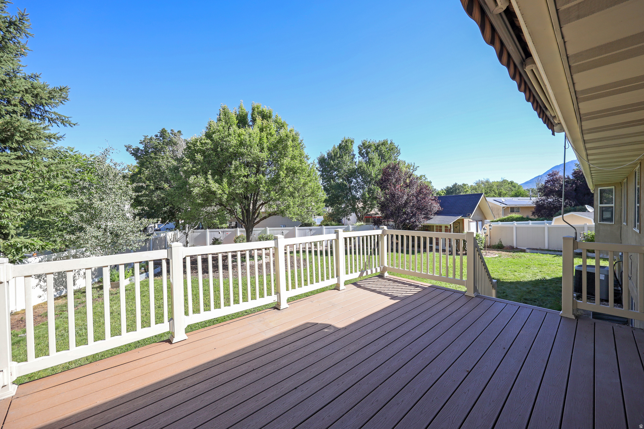 main property photo 44