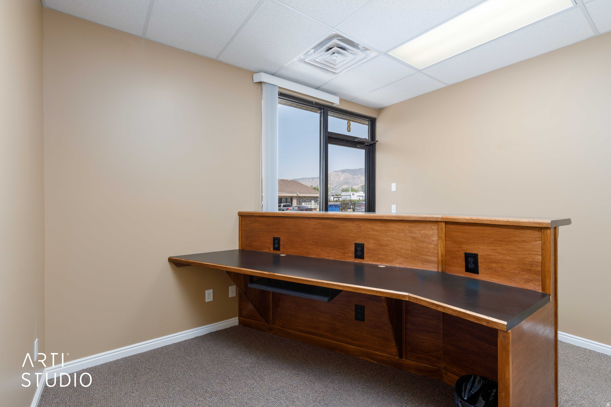 main property photo 7