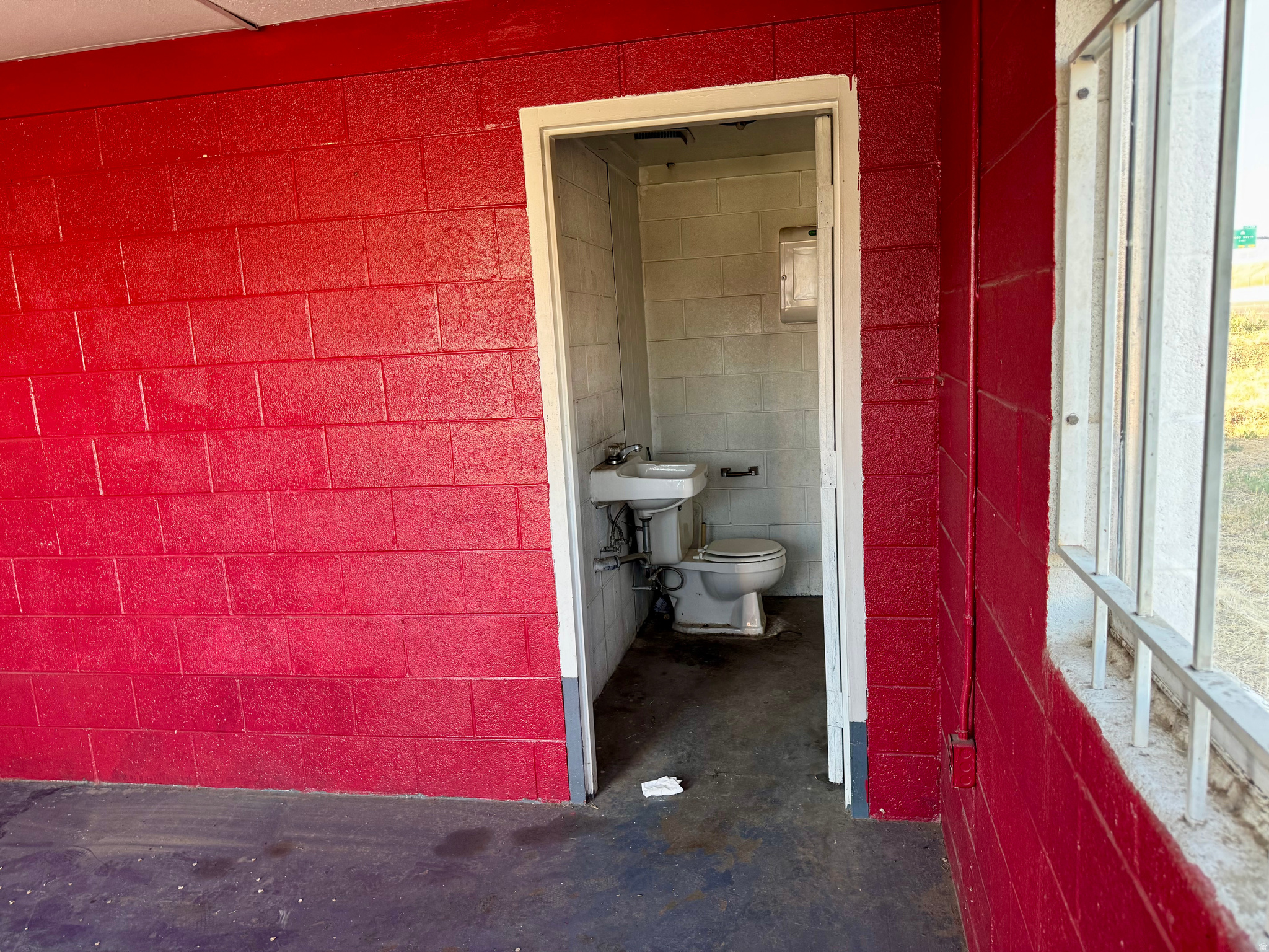 main property photo 7