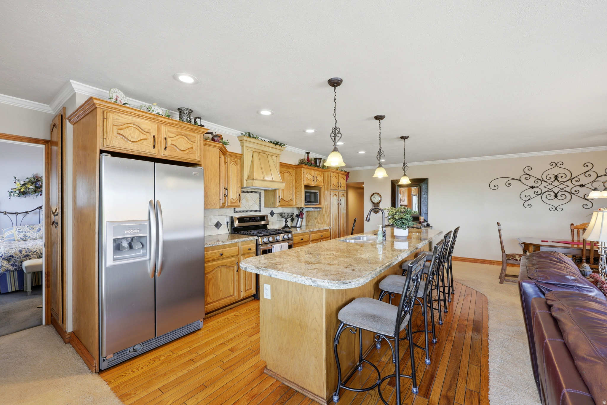main property photo 13
