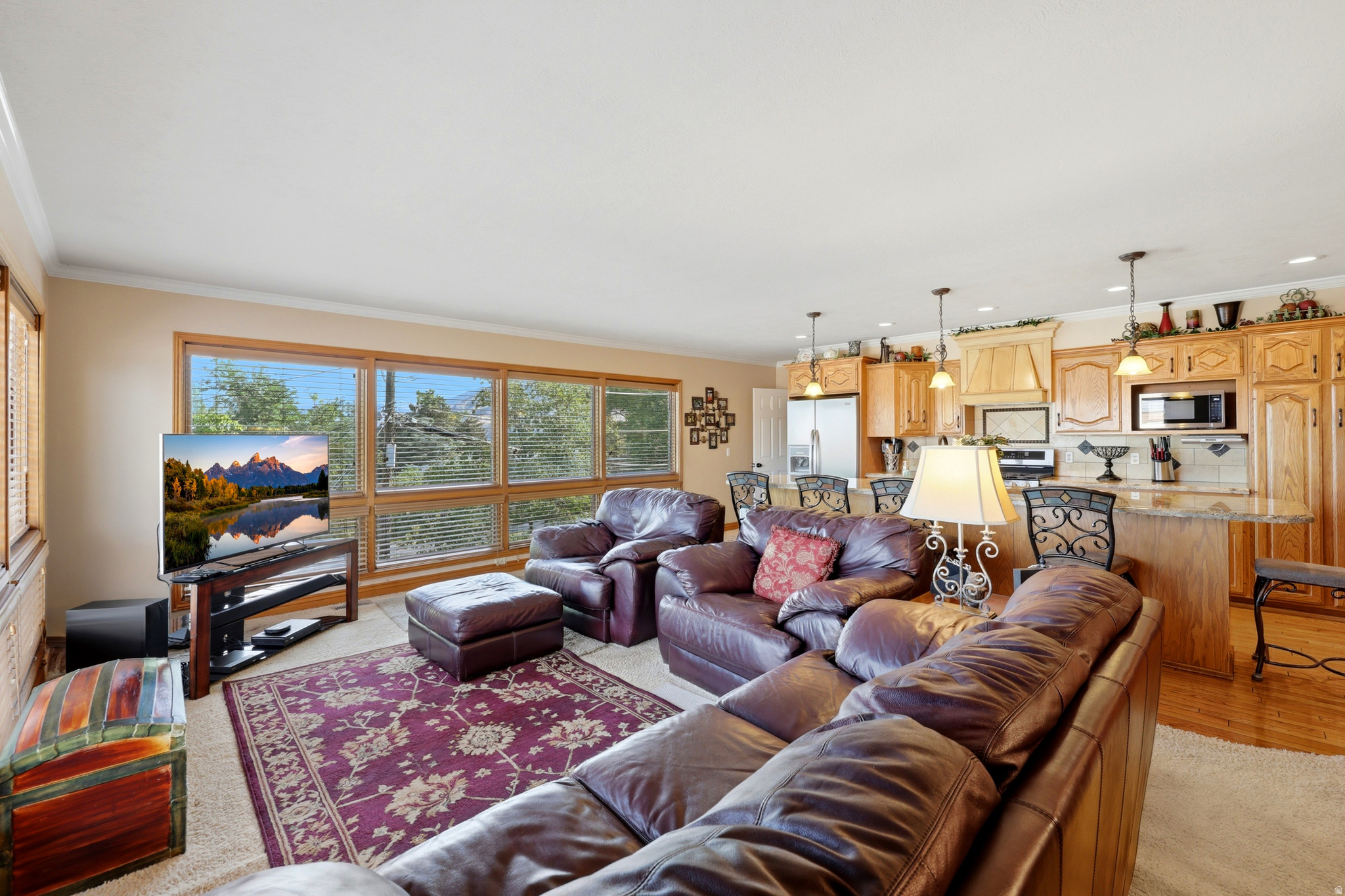 main property photo 18