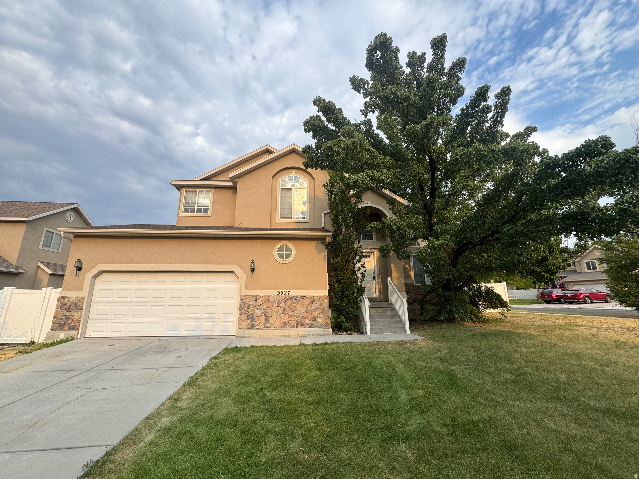 main property photo 26