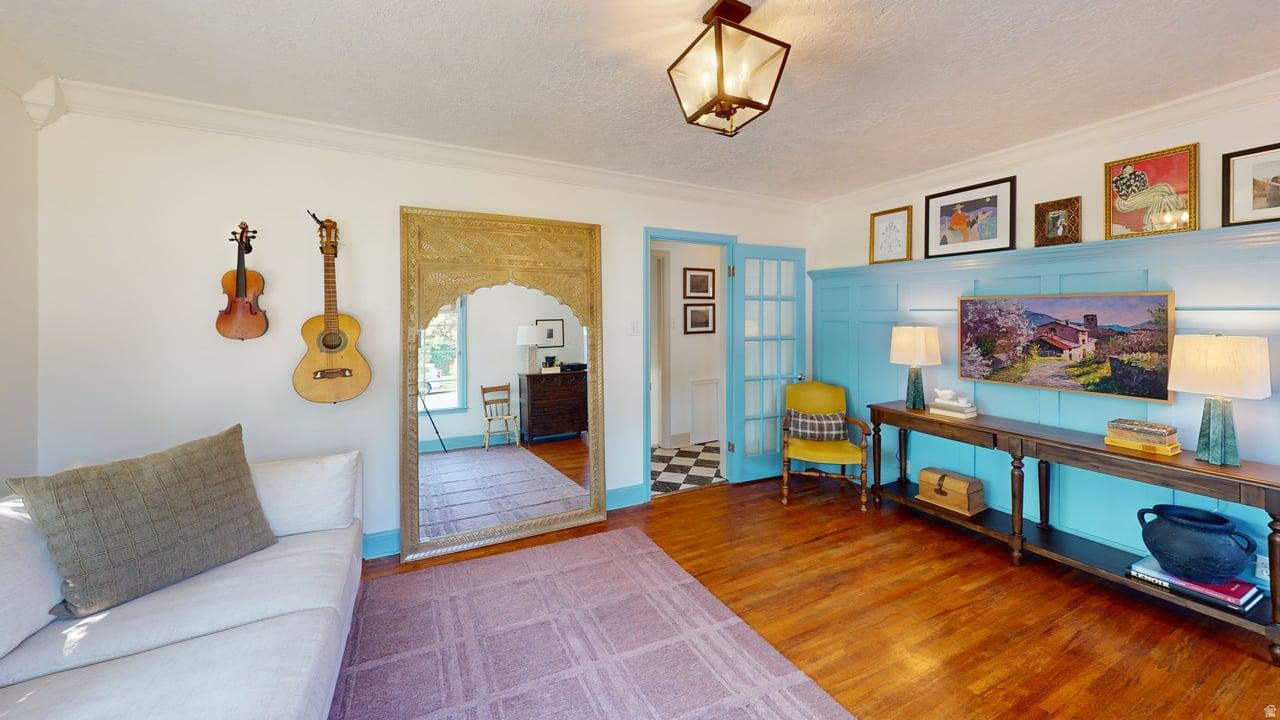main property photo 5