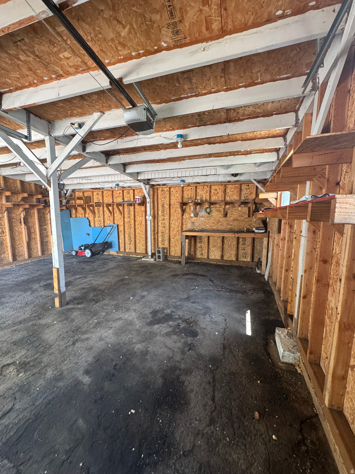 main property photo 19