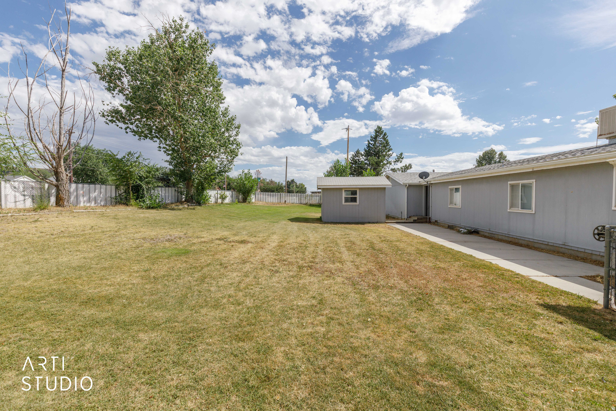 main property photo 29