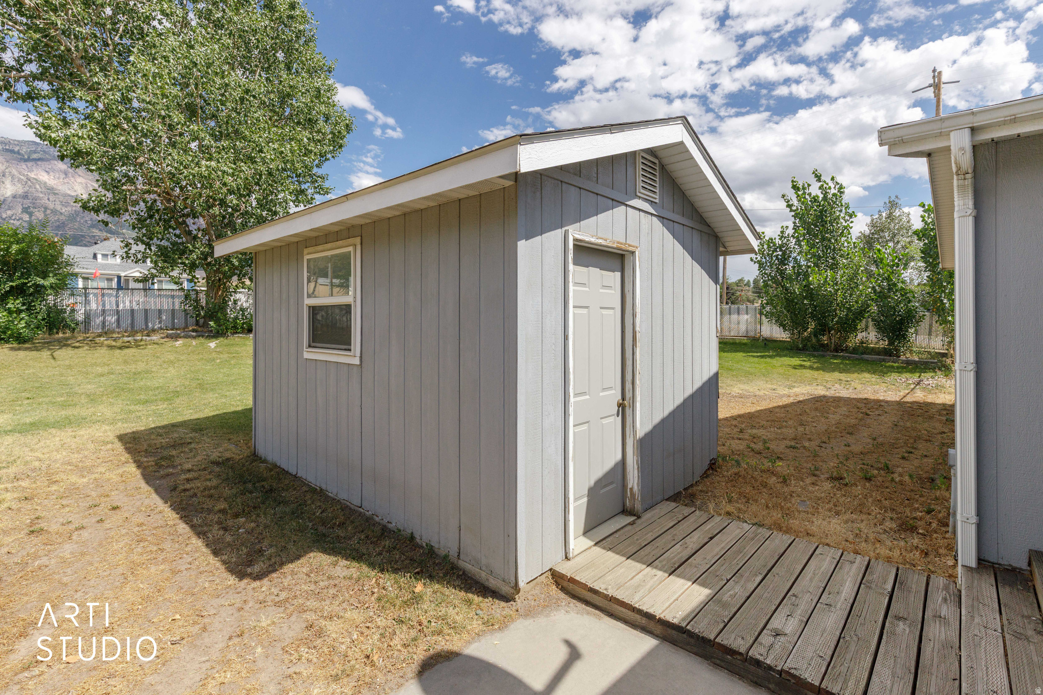 main property photo 31