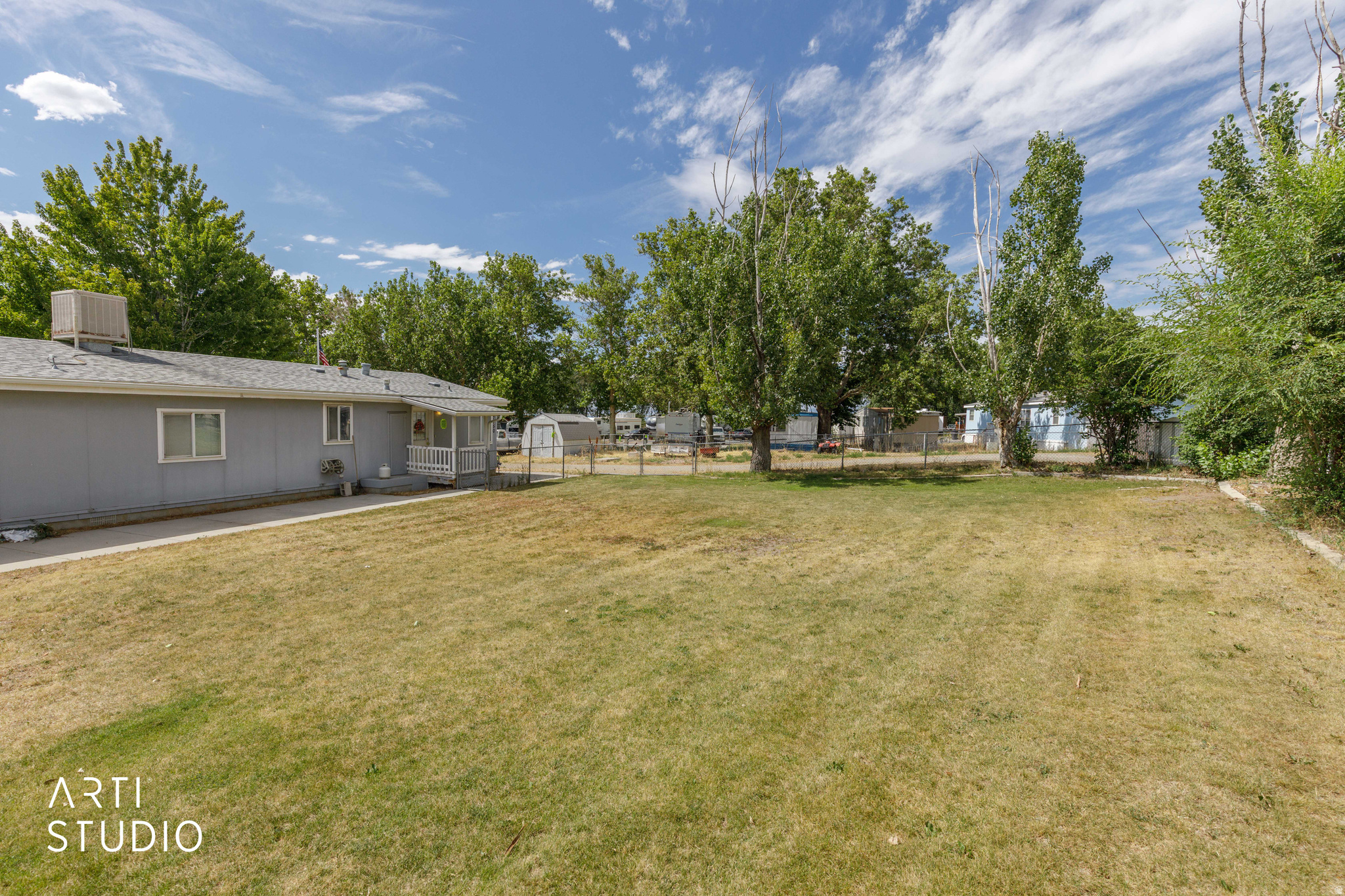 main property photo 33