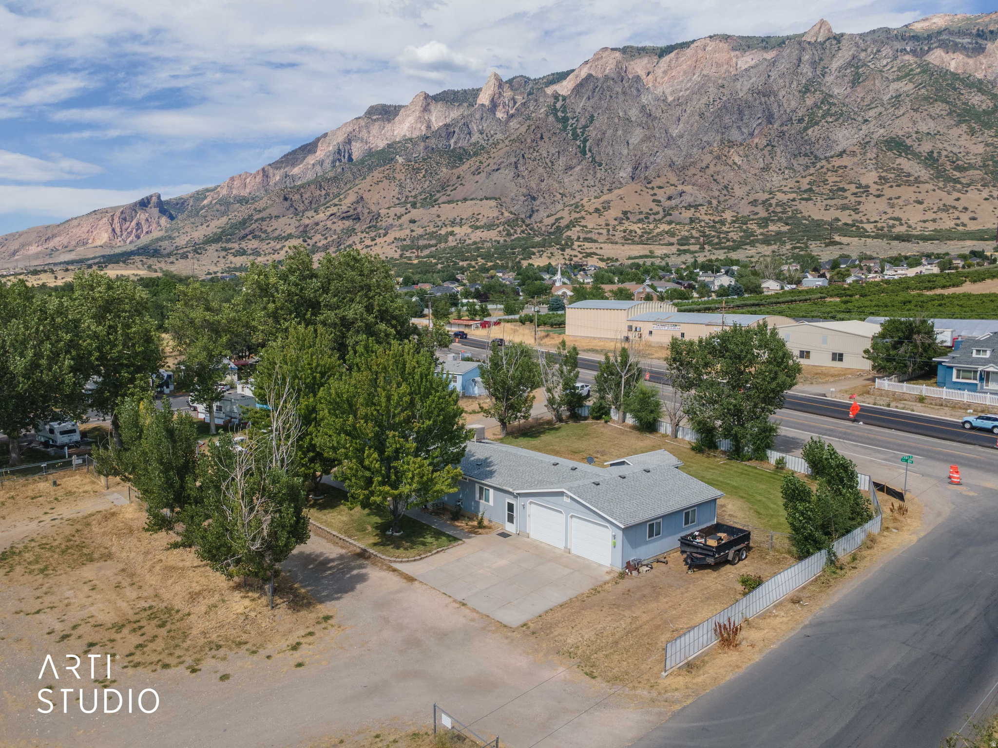 main property photo 40