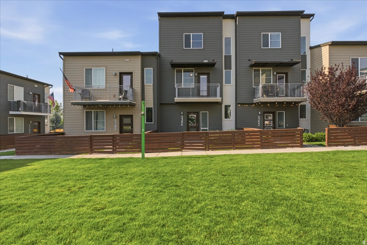 main property photo 0