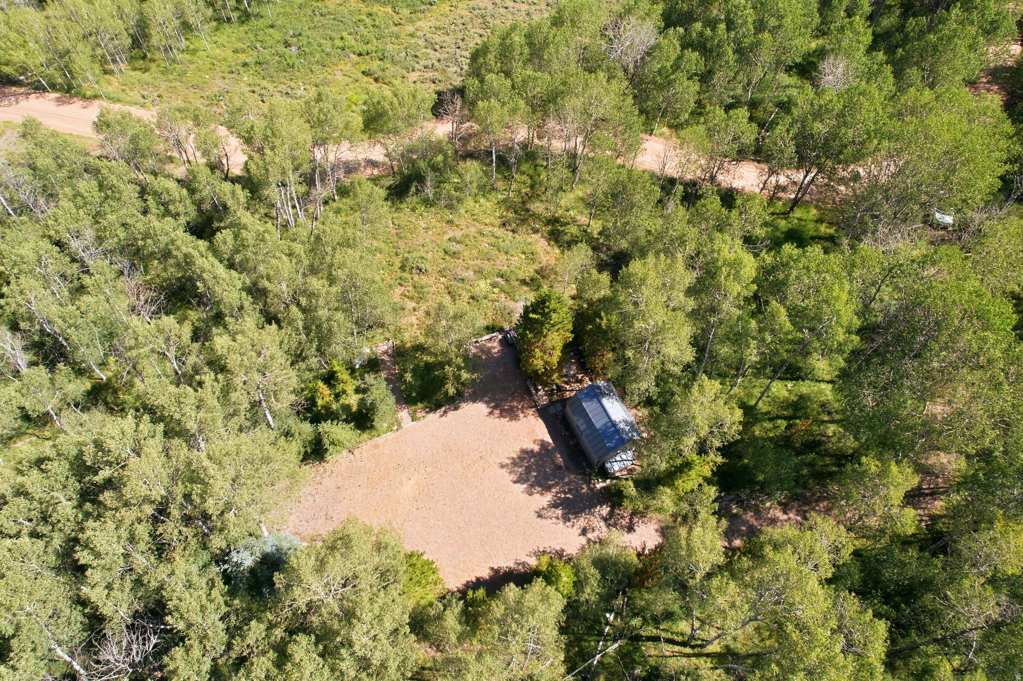 main property photo 30