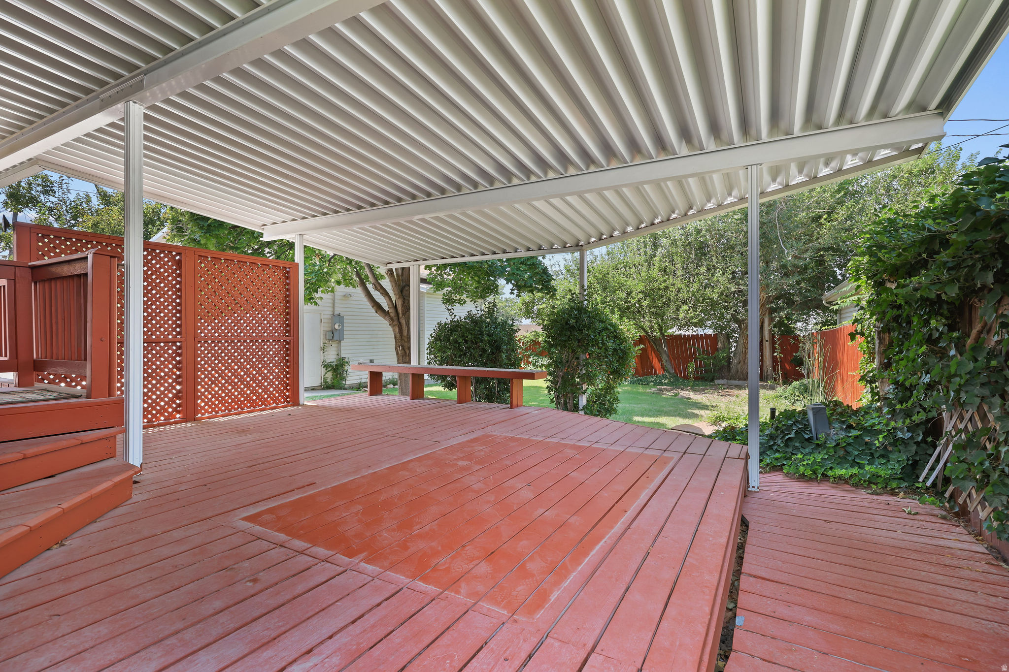main property photo 37
