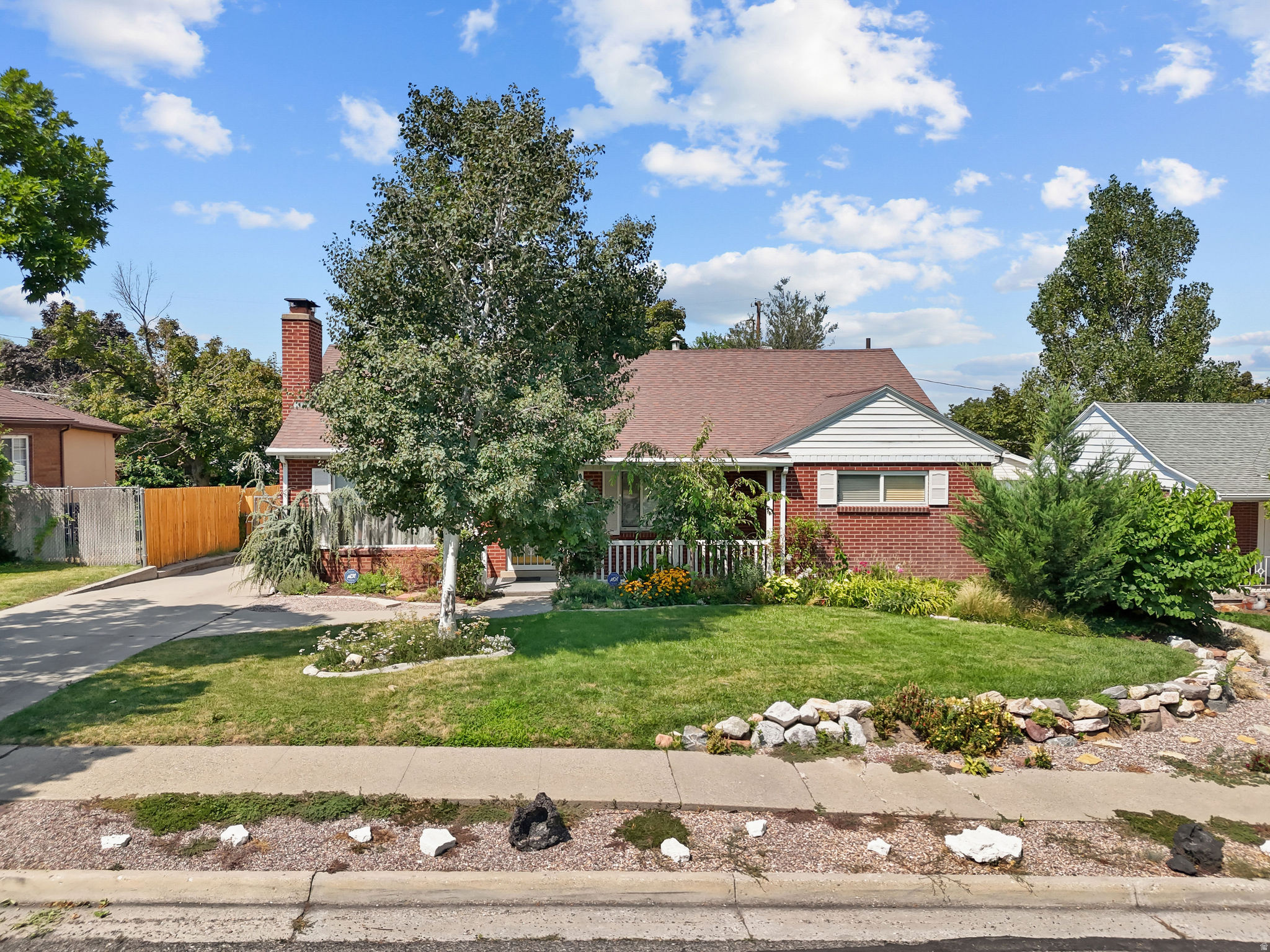 main property photo 44