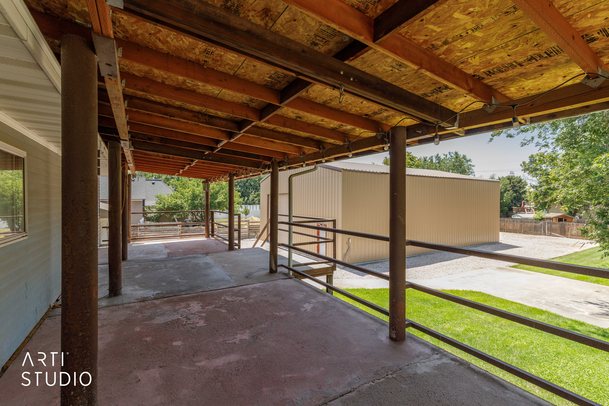 main property photo 30