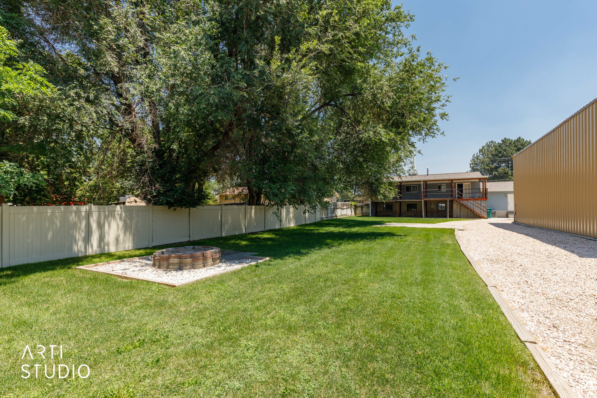 main property photo 38