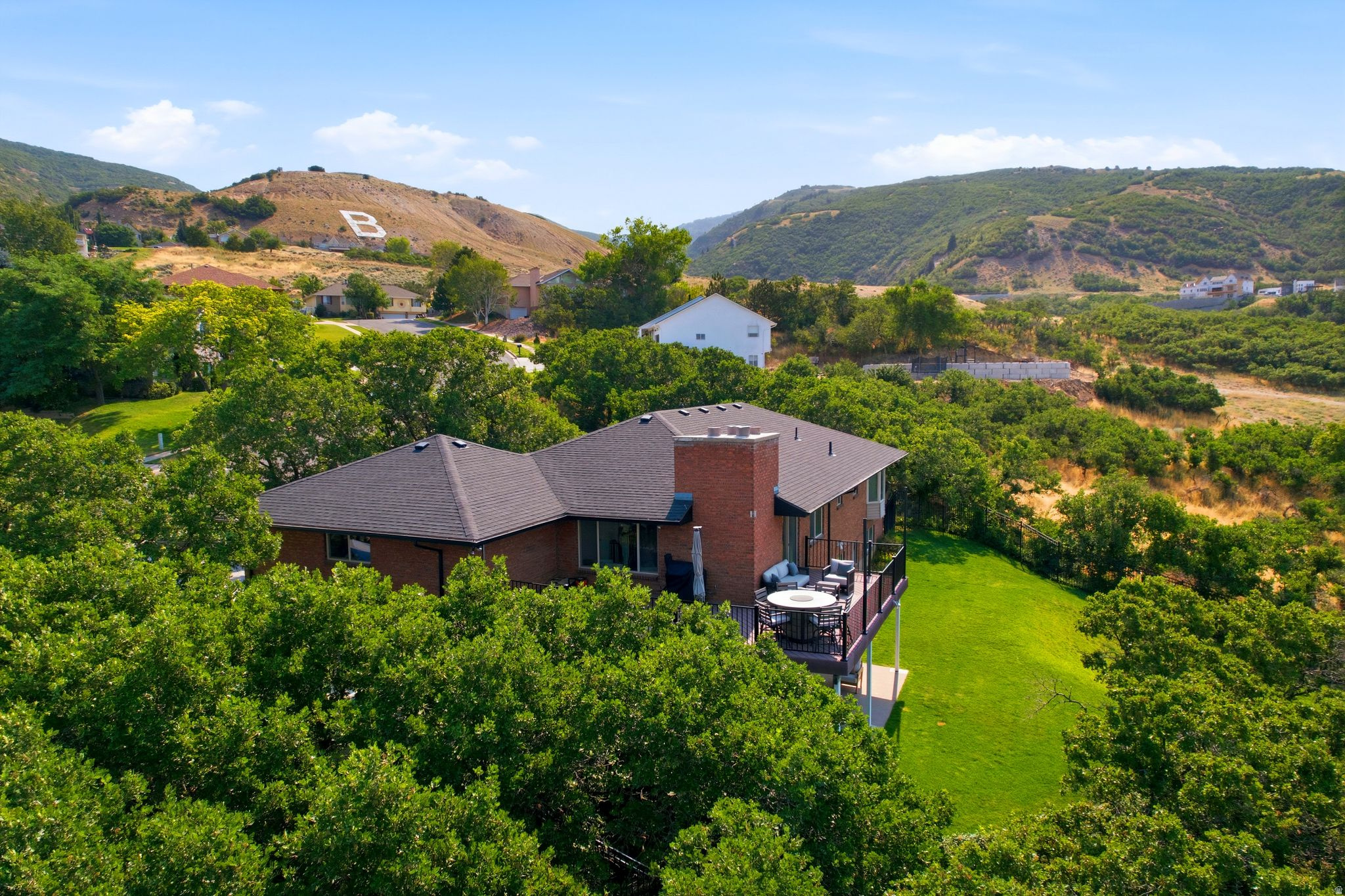 main property photo 47
