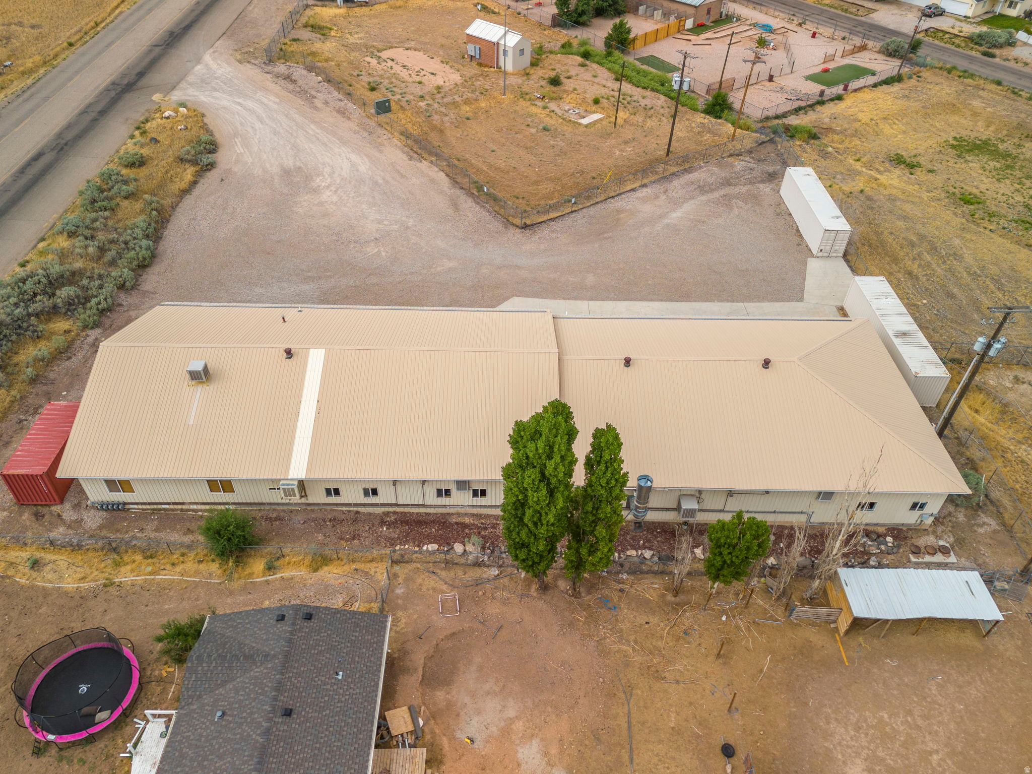 main property photo 12