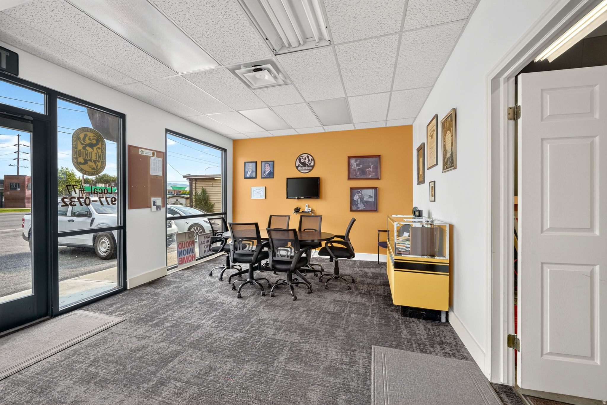 main property photo 4