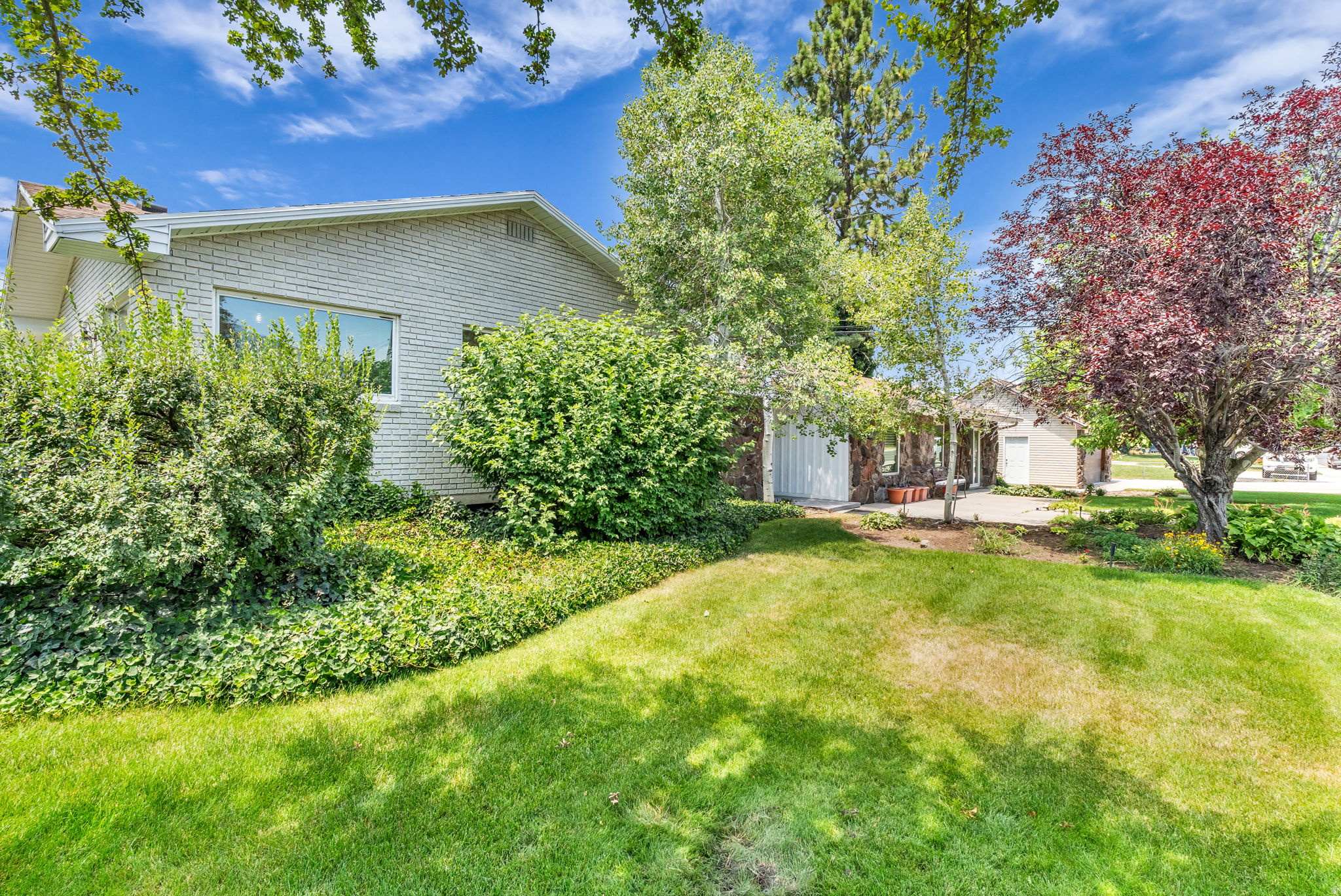 main property photo 48