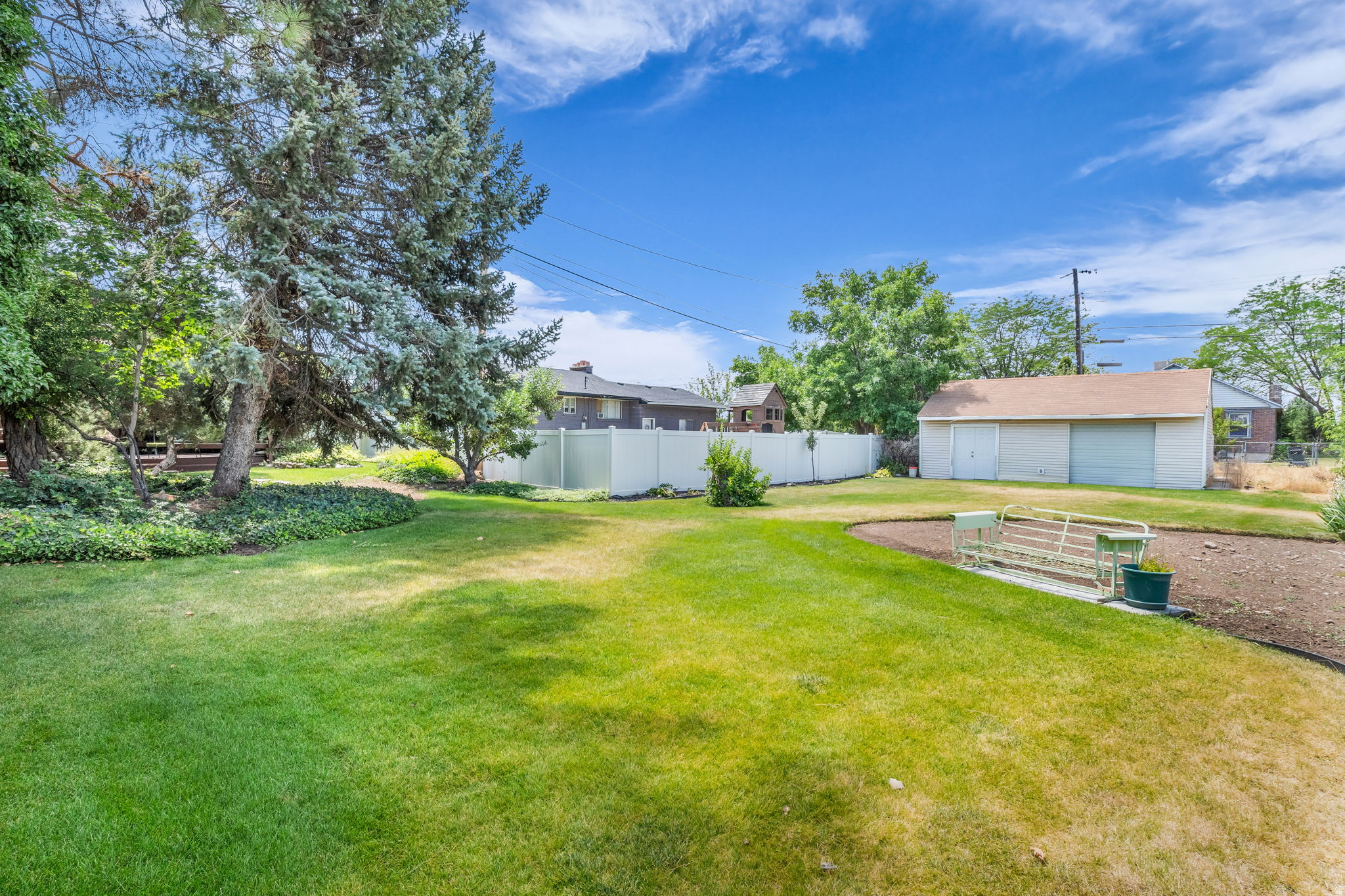 main property photo 56