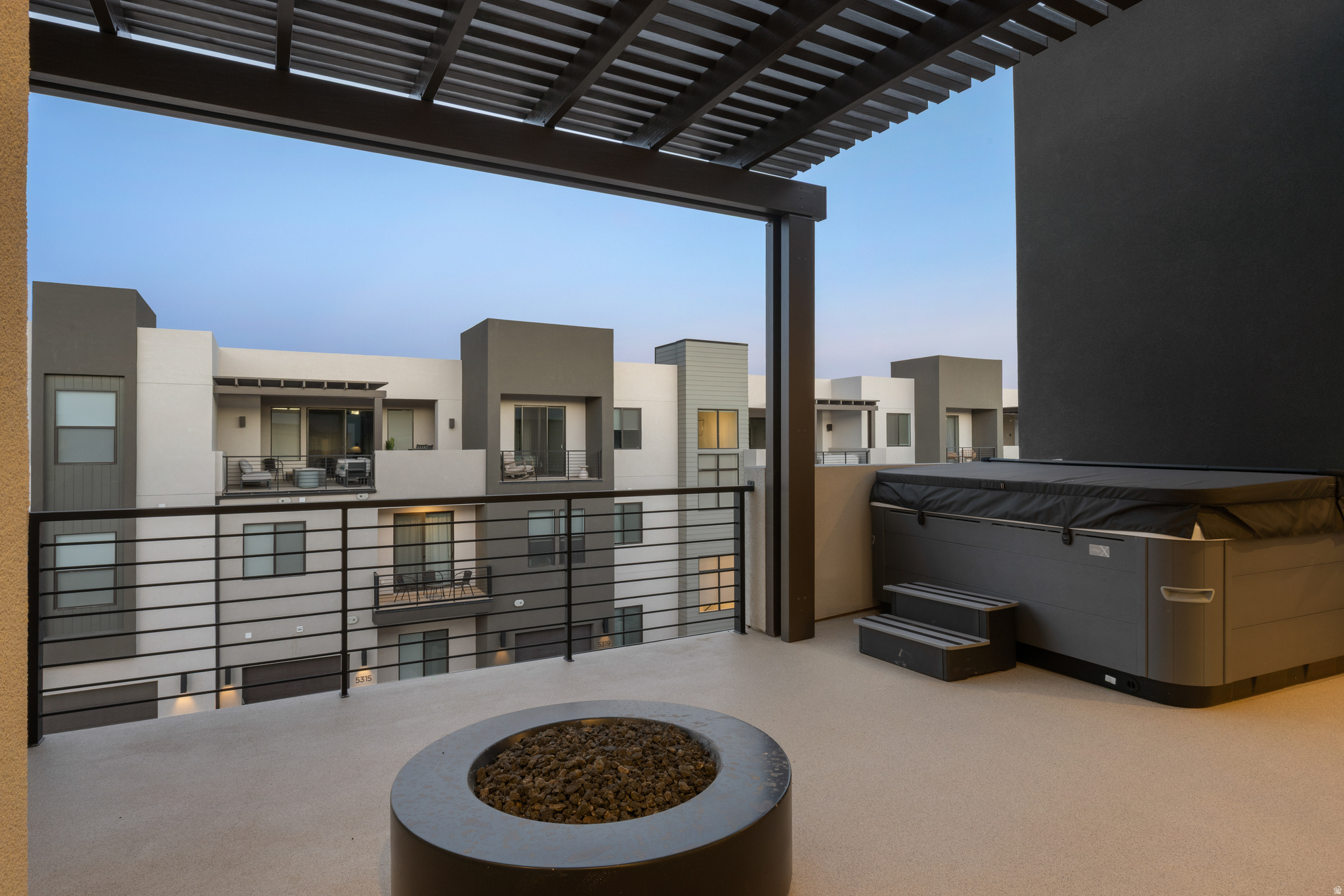 main property photo 34