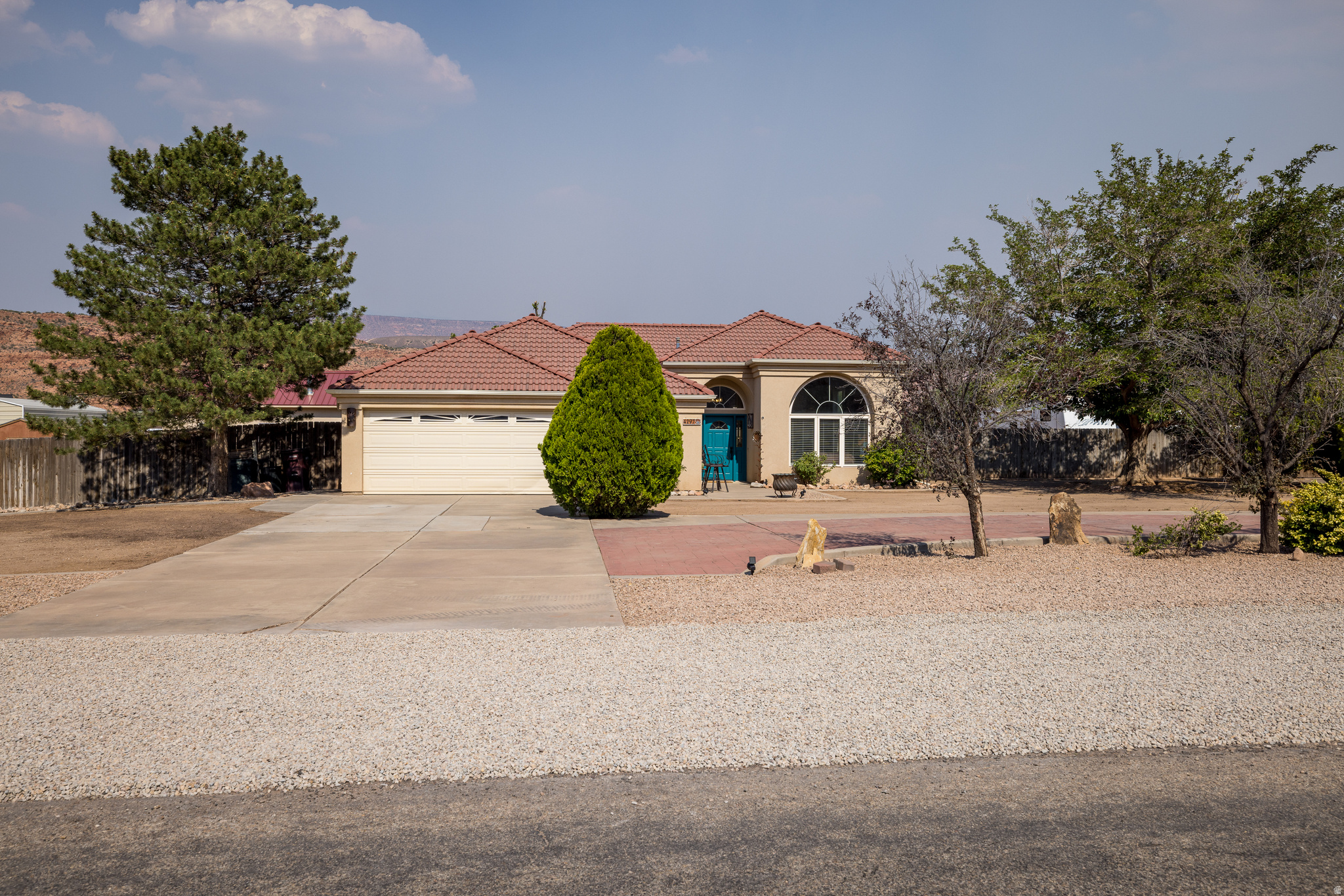 main property photo 35