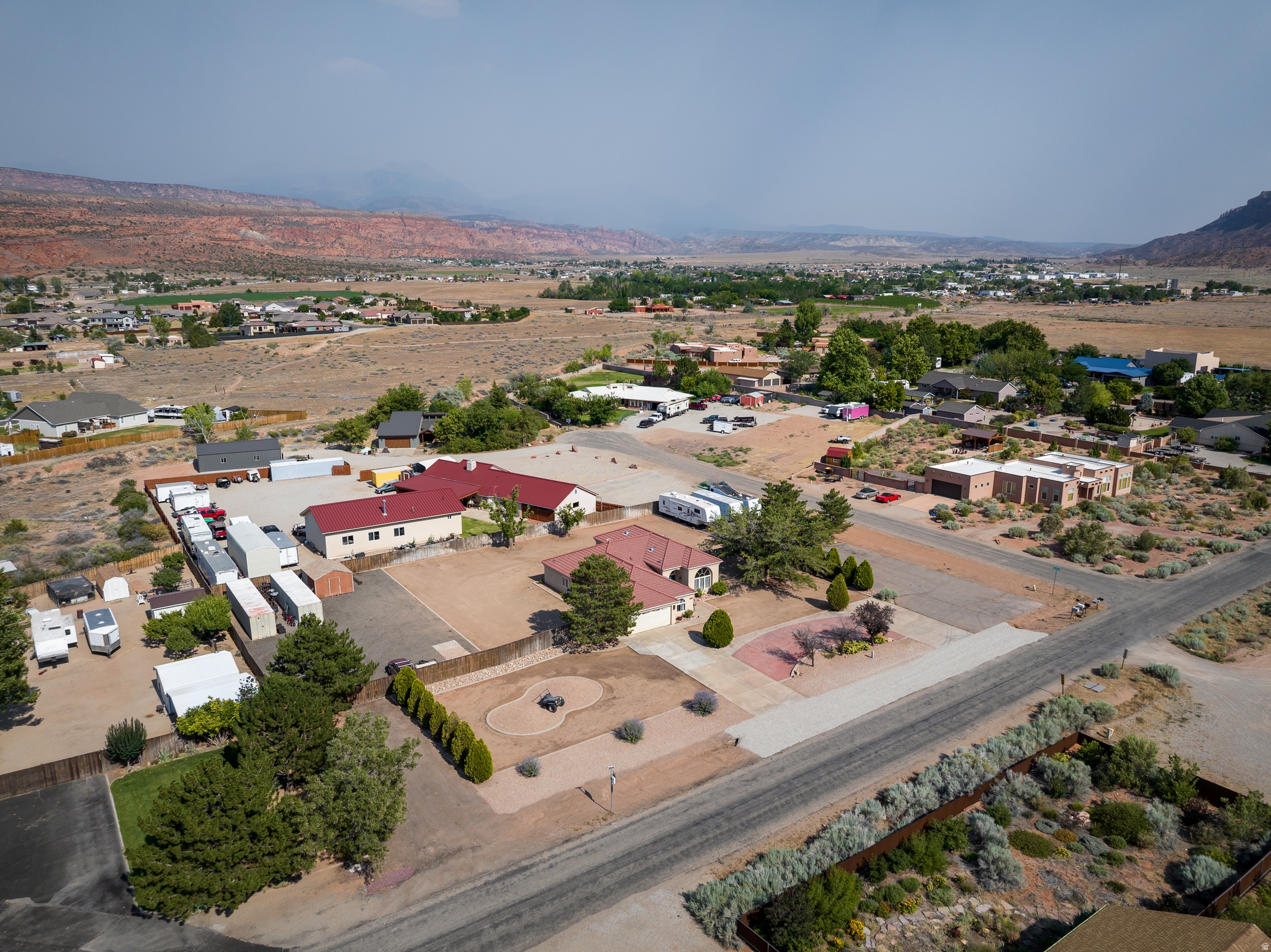 main property photo 45