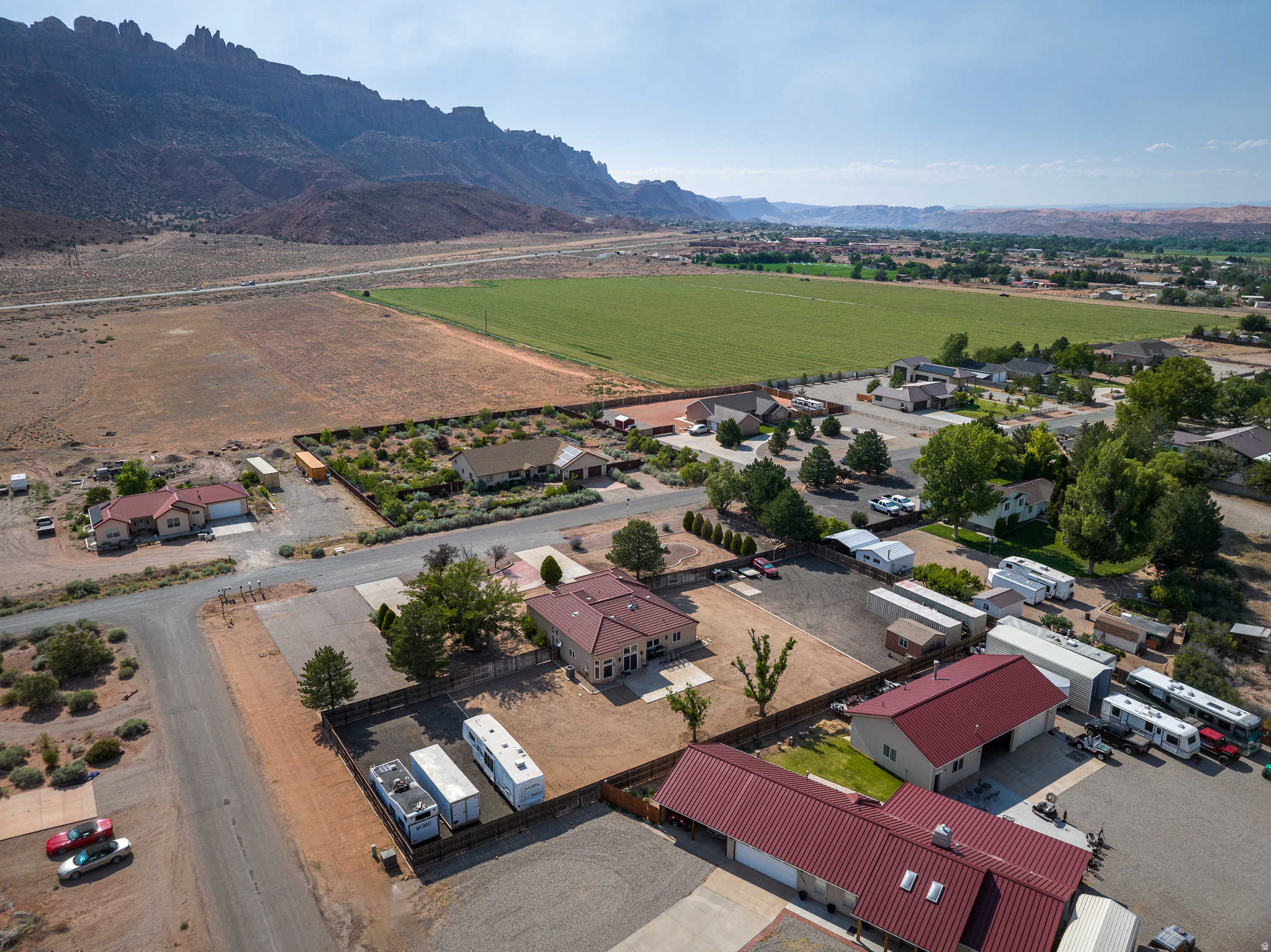 main property photo 50