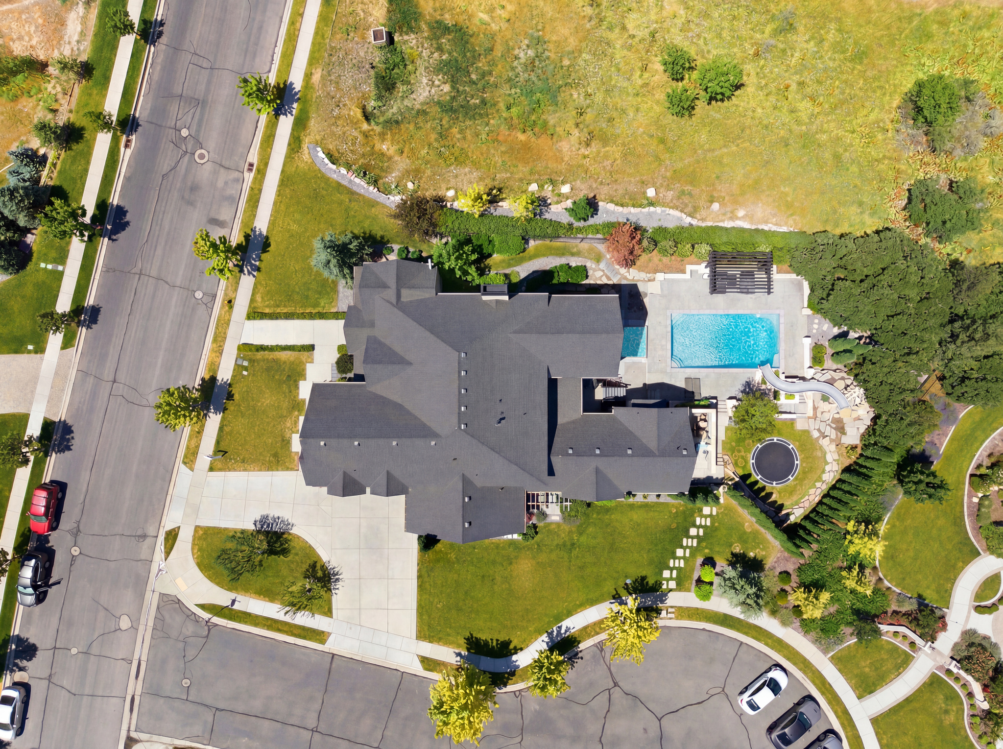 main property photo 5