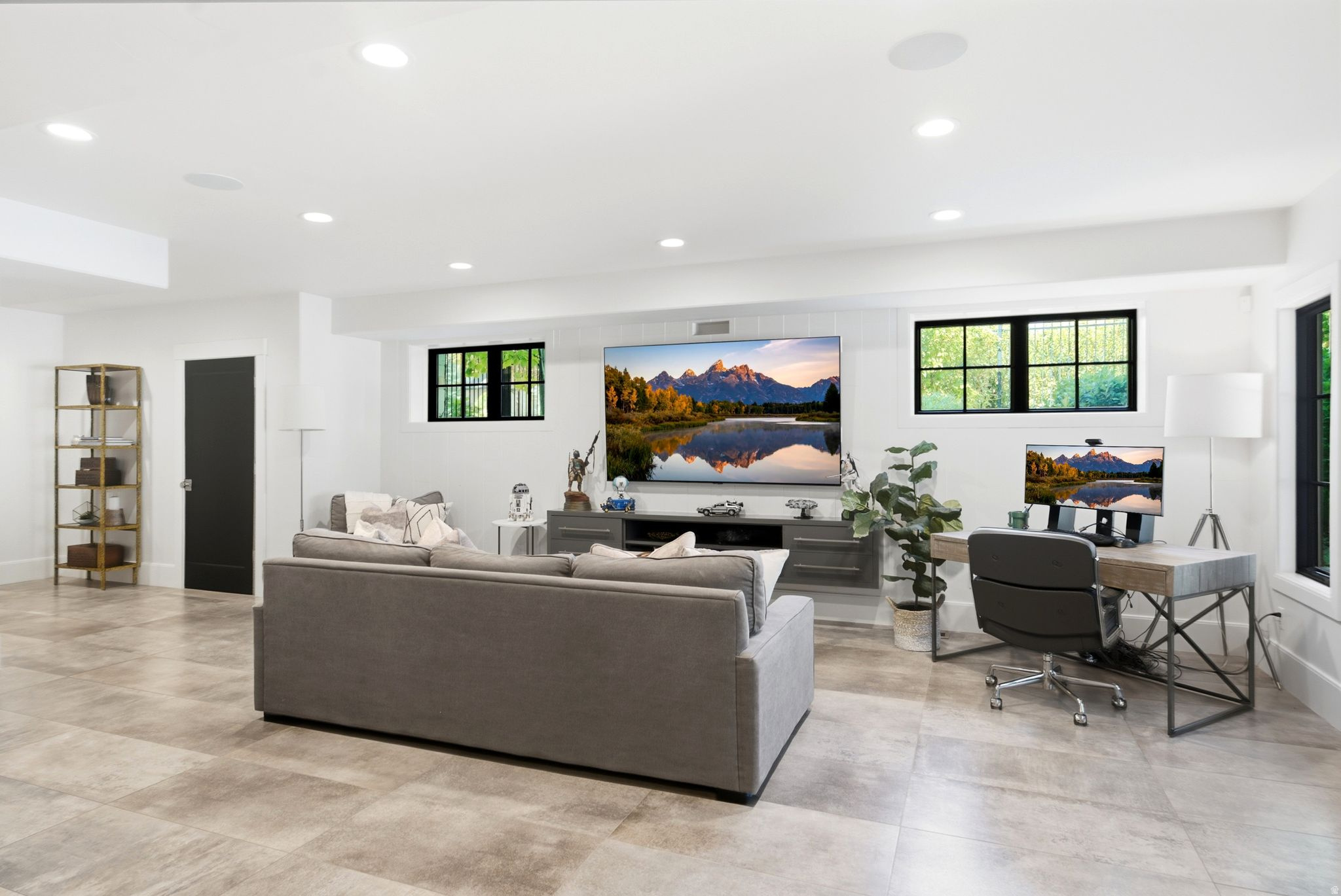 main property photo 60