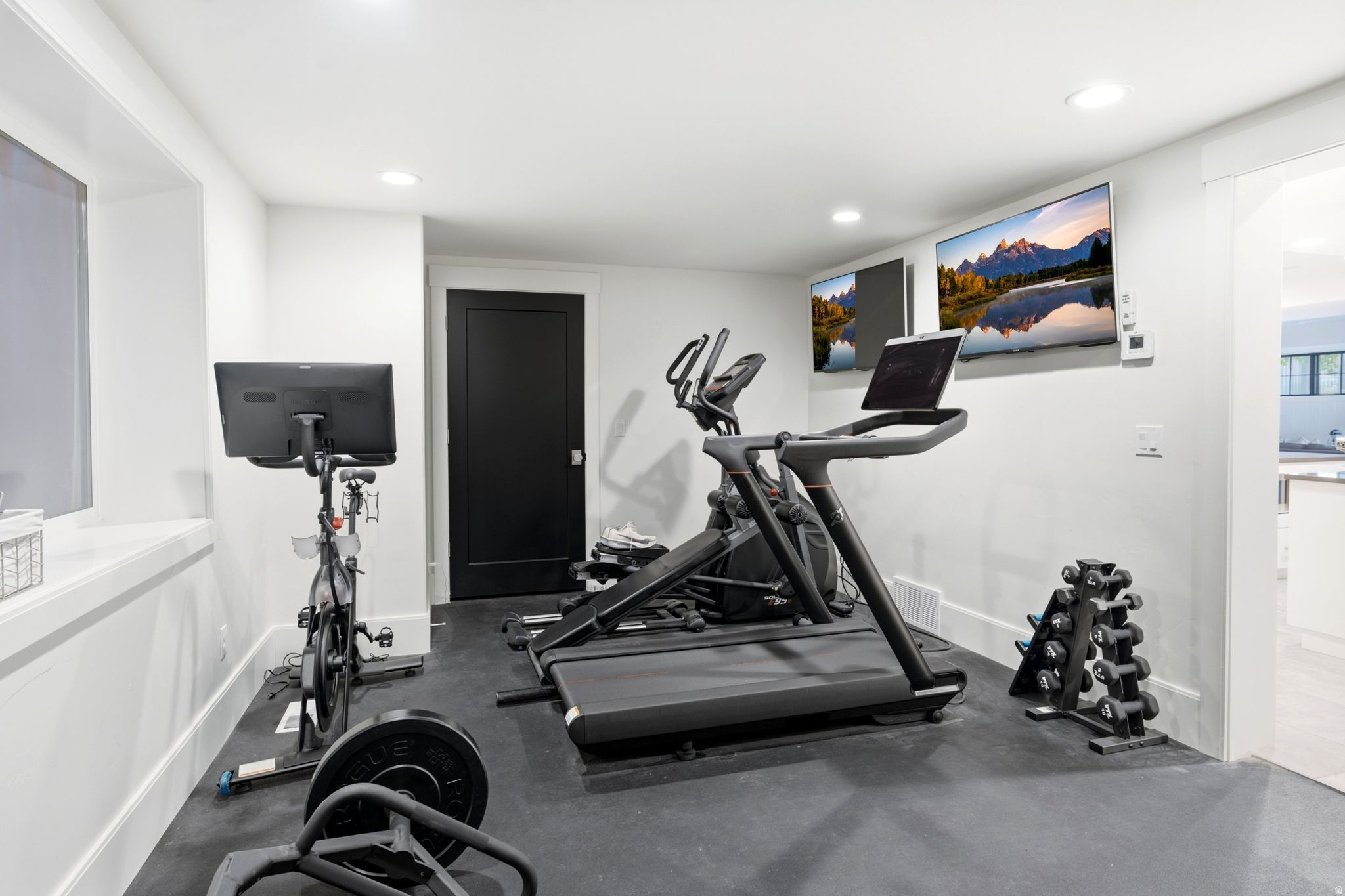 main property photo 66