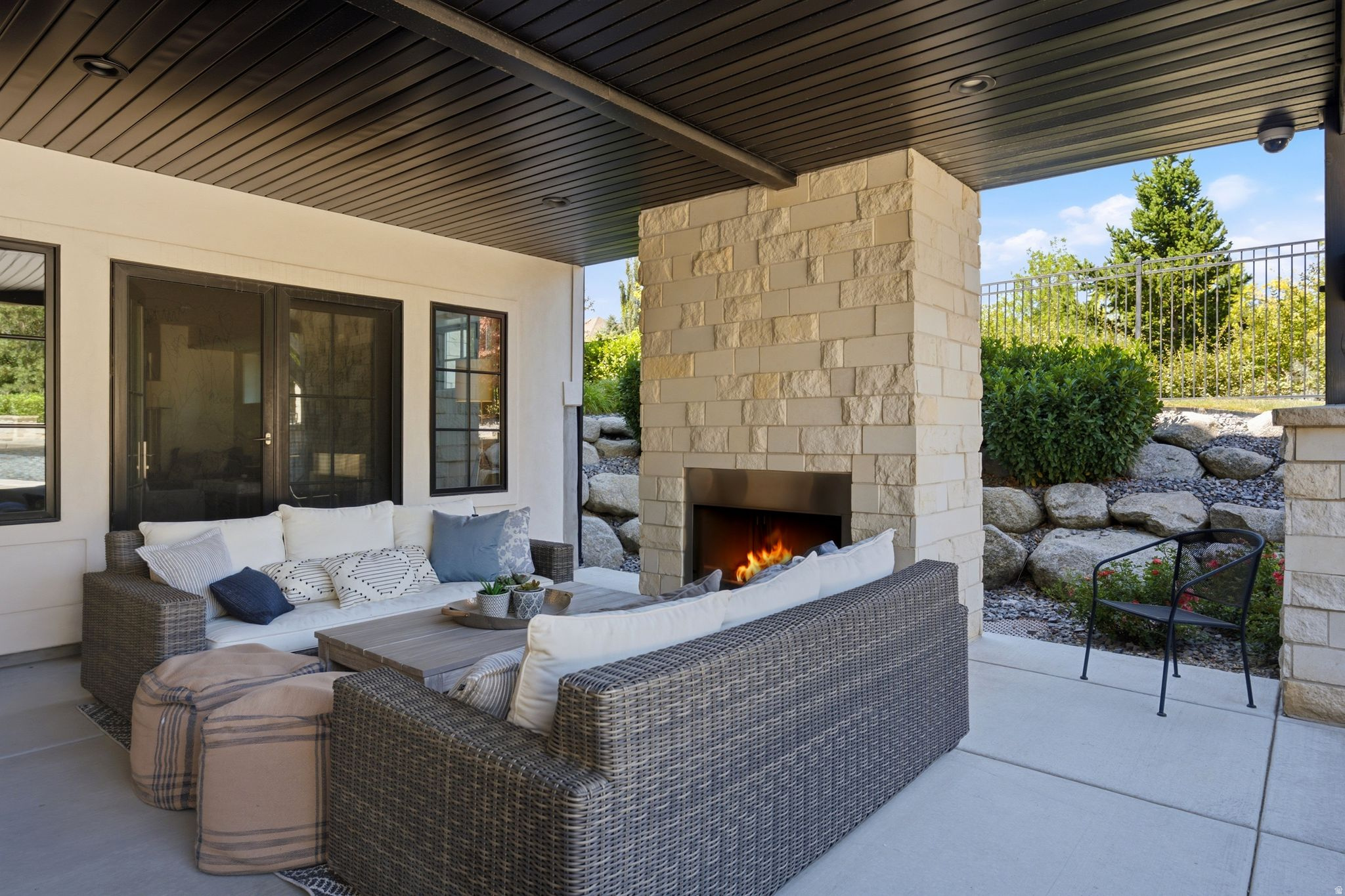 main property photo 80