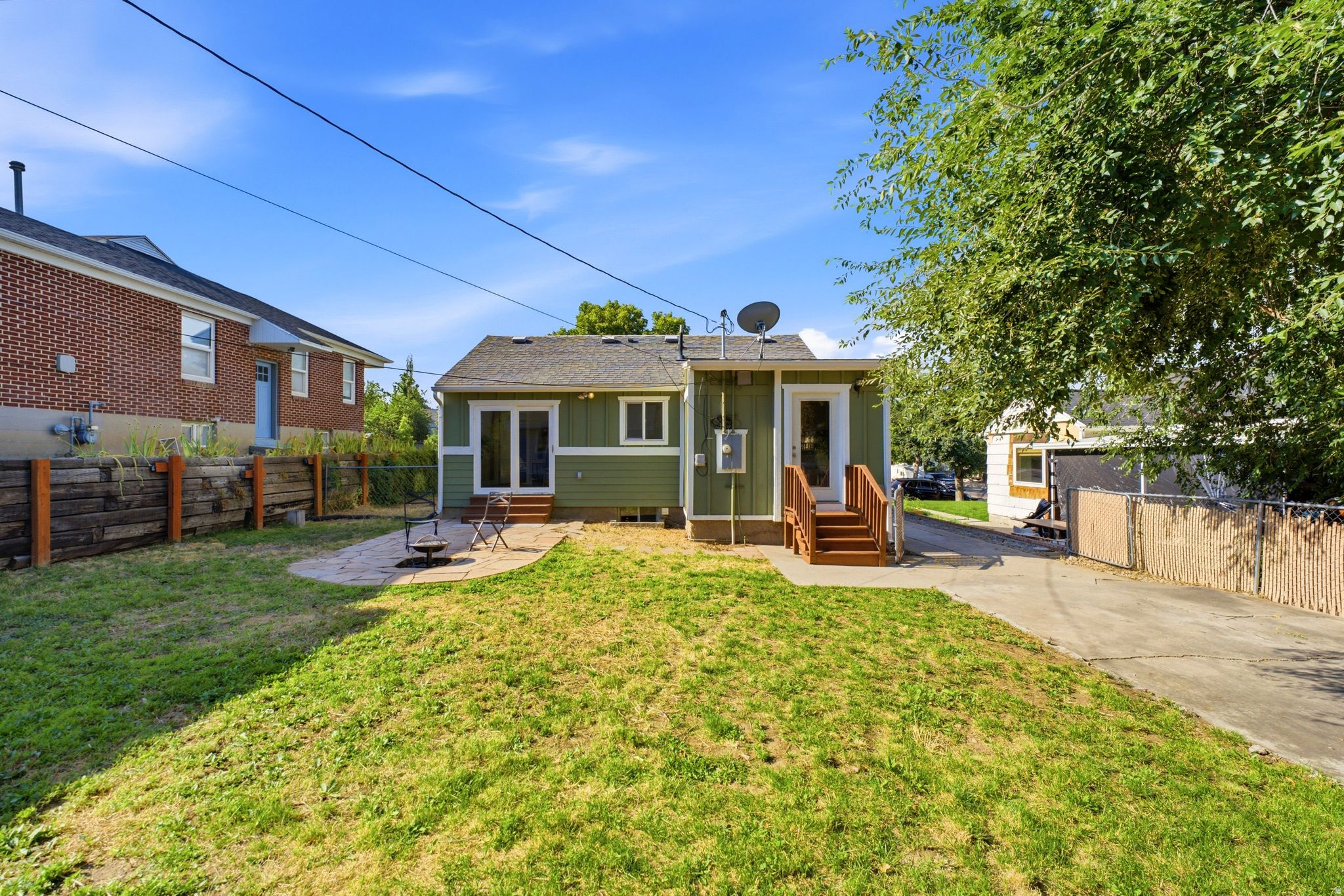 main property photo 29