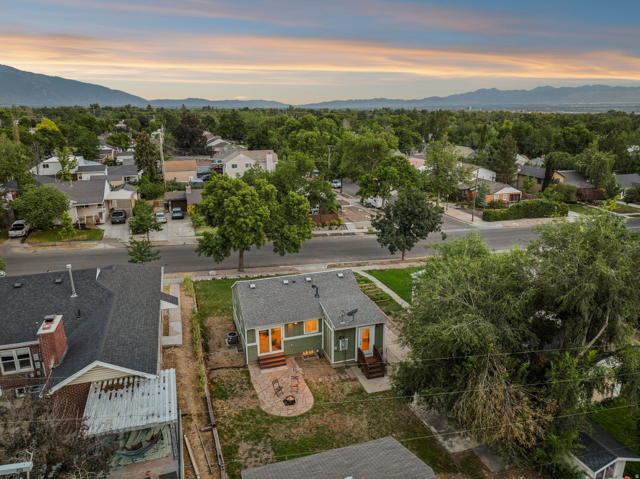 main property photo 36