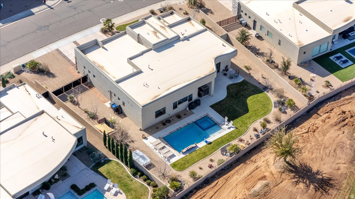 main property photo 72