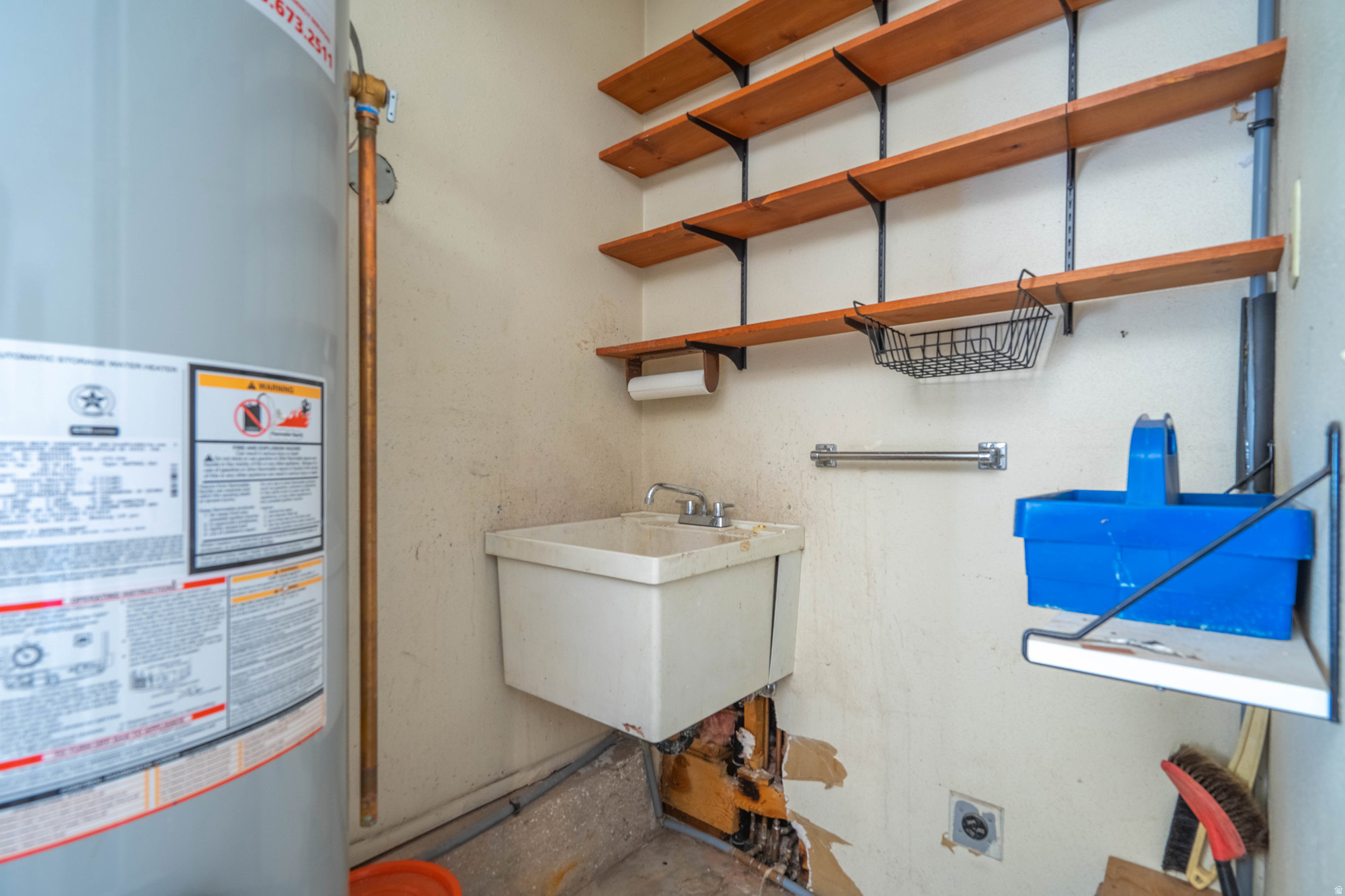 main property photo 48