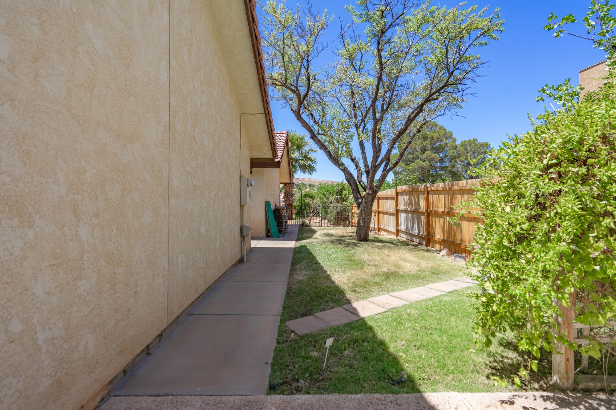 main property photo 65