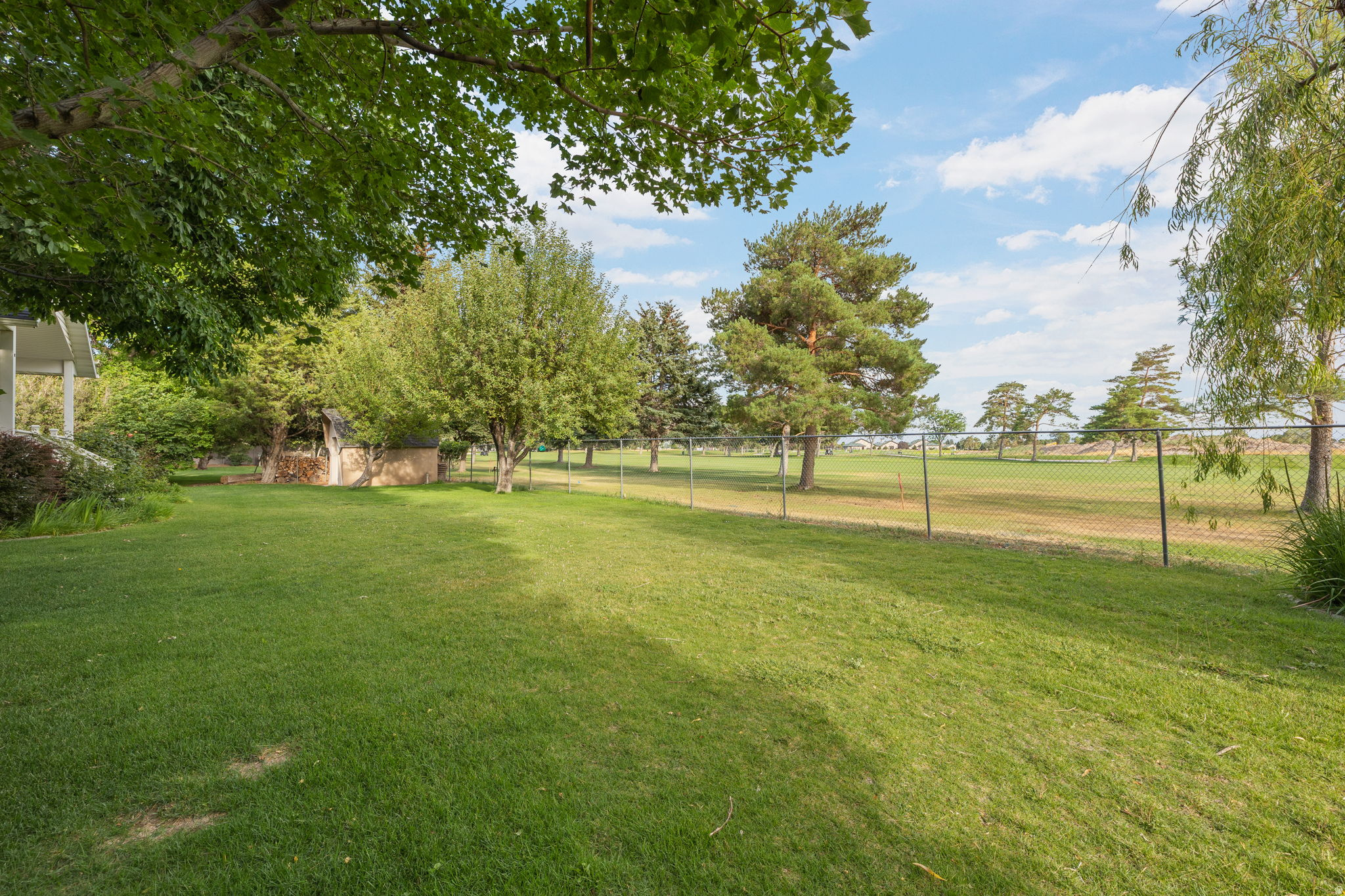 main property photo 38