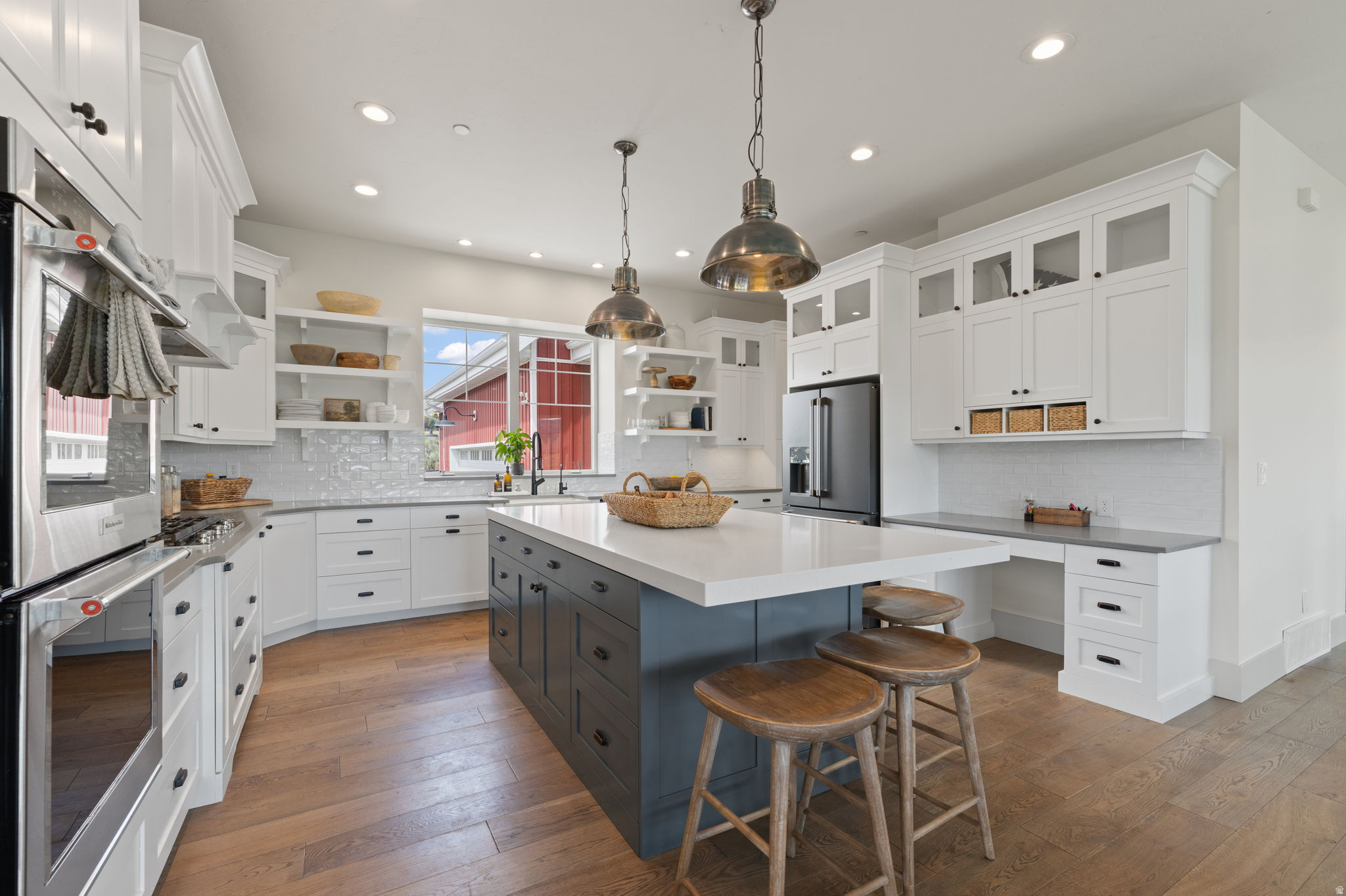 main property photo 17