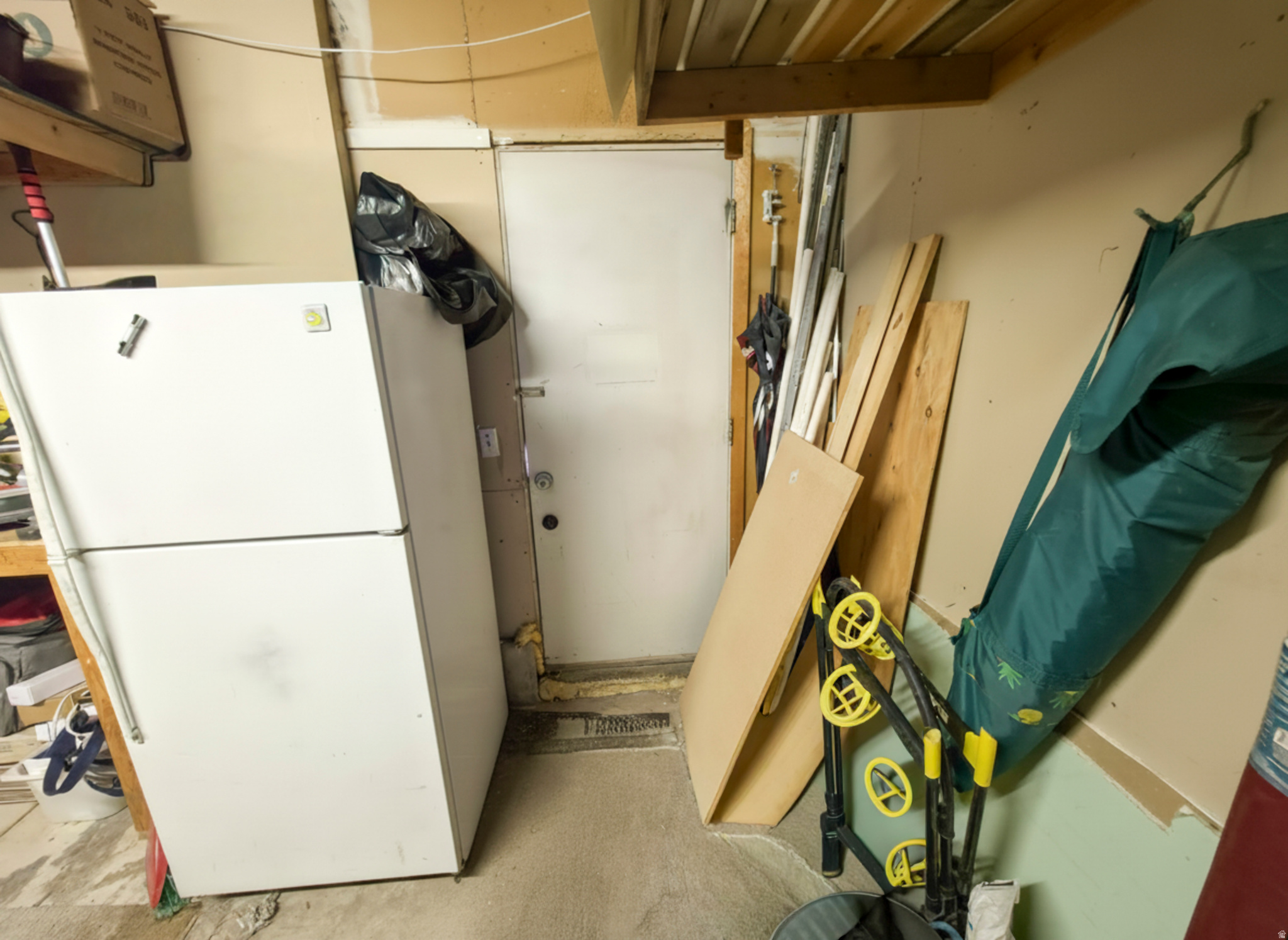 main property photo 73