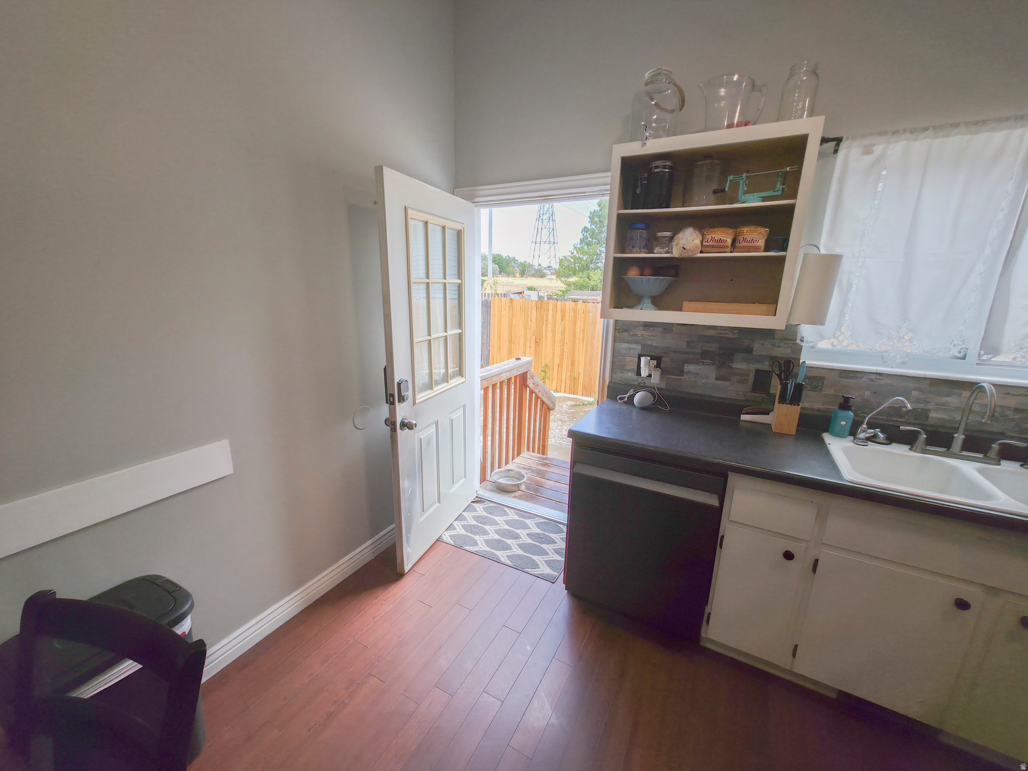 main property photo 75