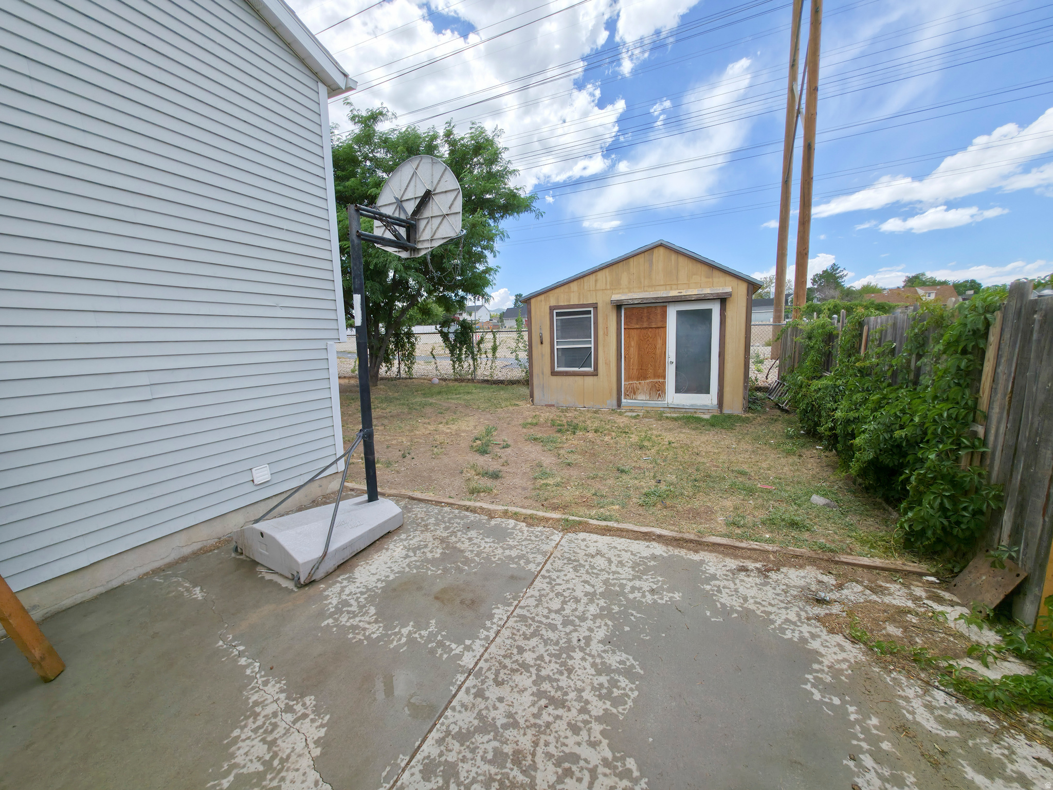main property photo 78