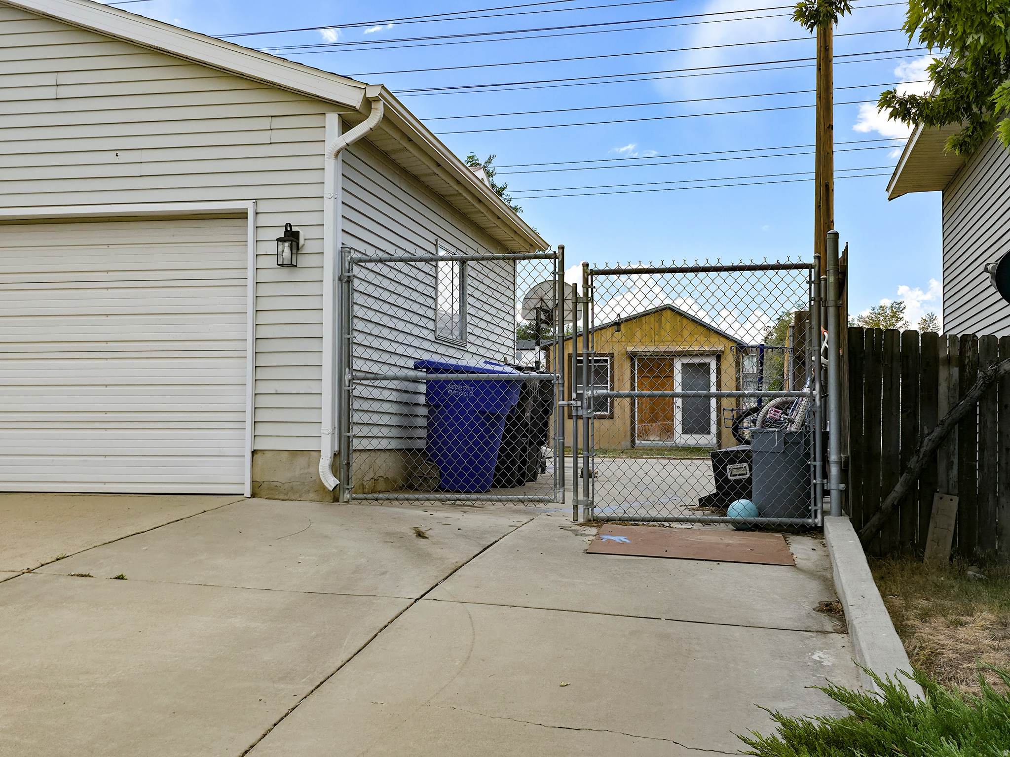 main property photo 80