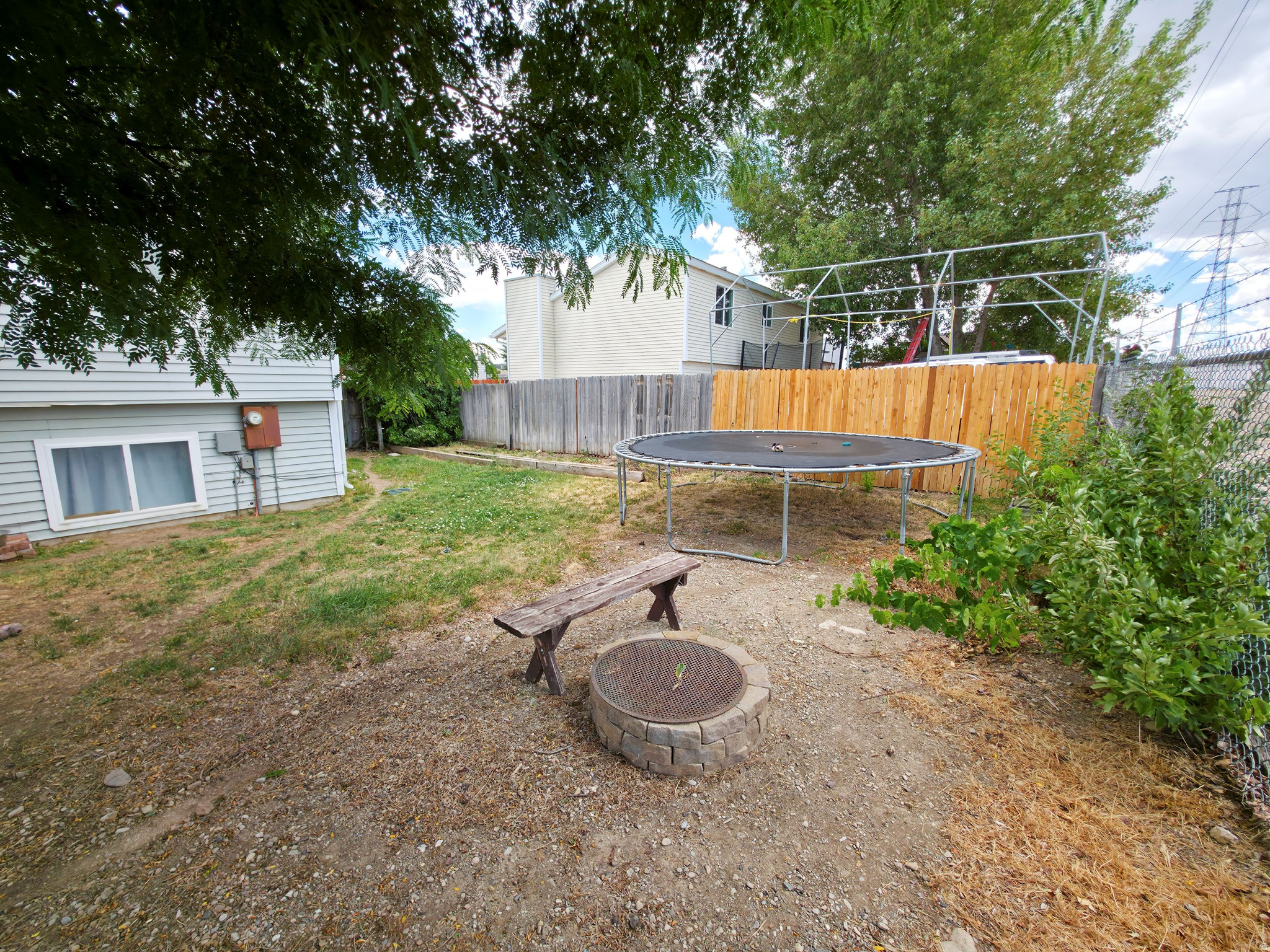 main property photo 99