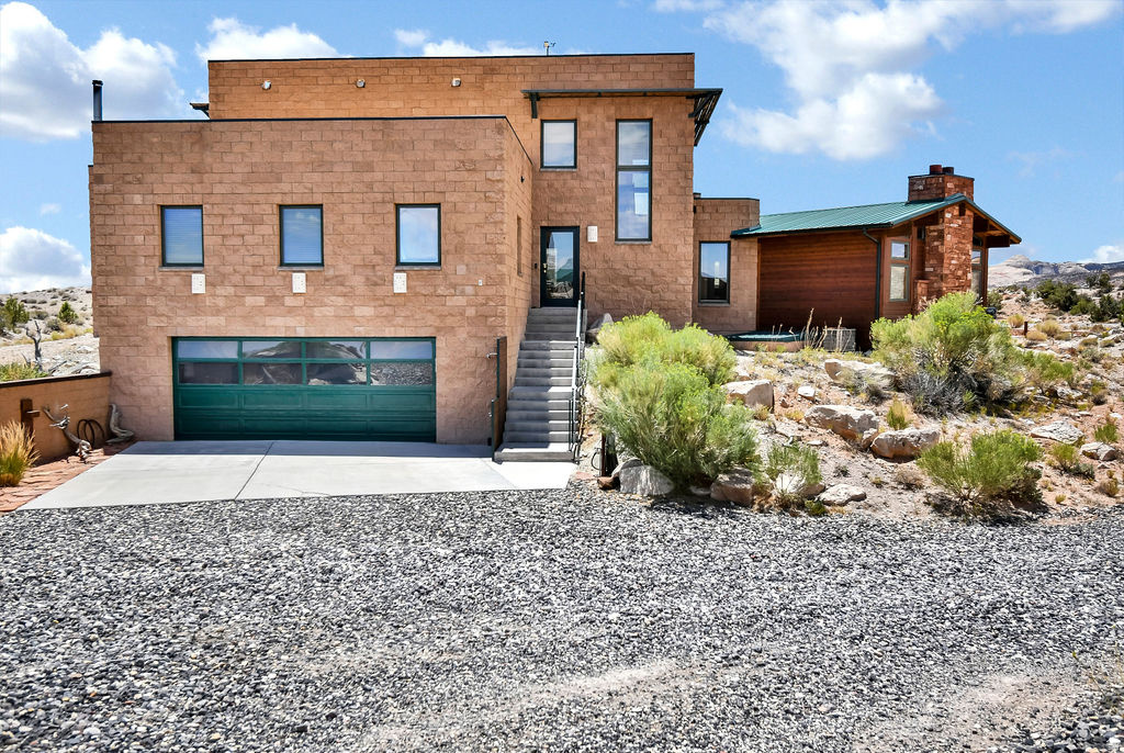 main property photo 78