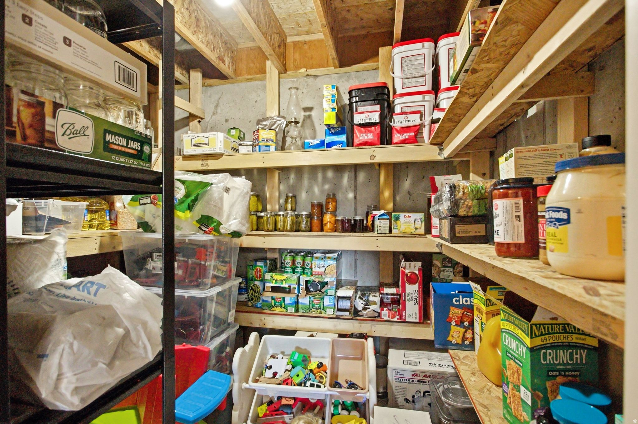 main property photo 29